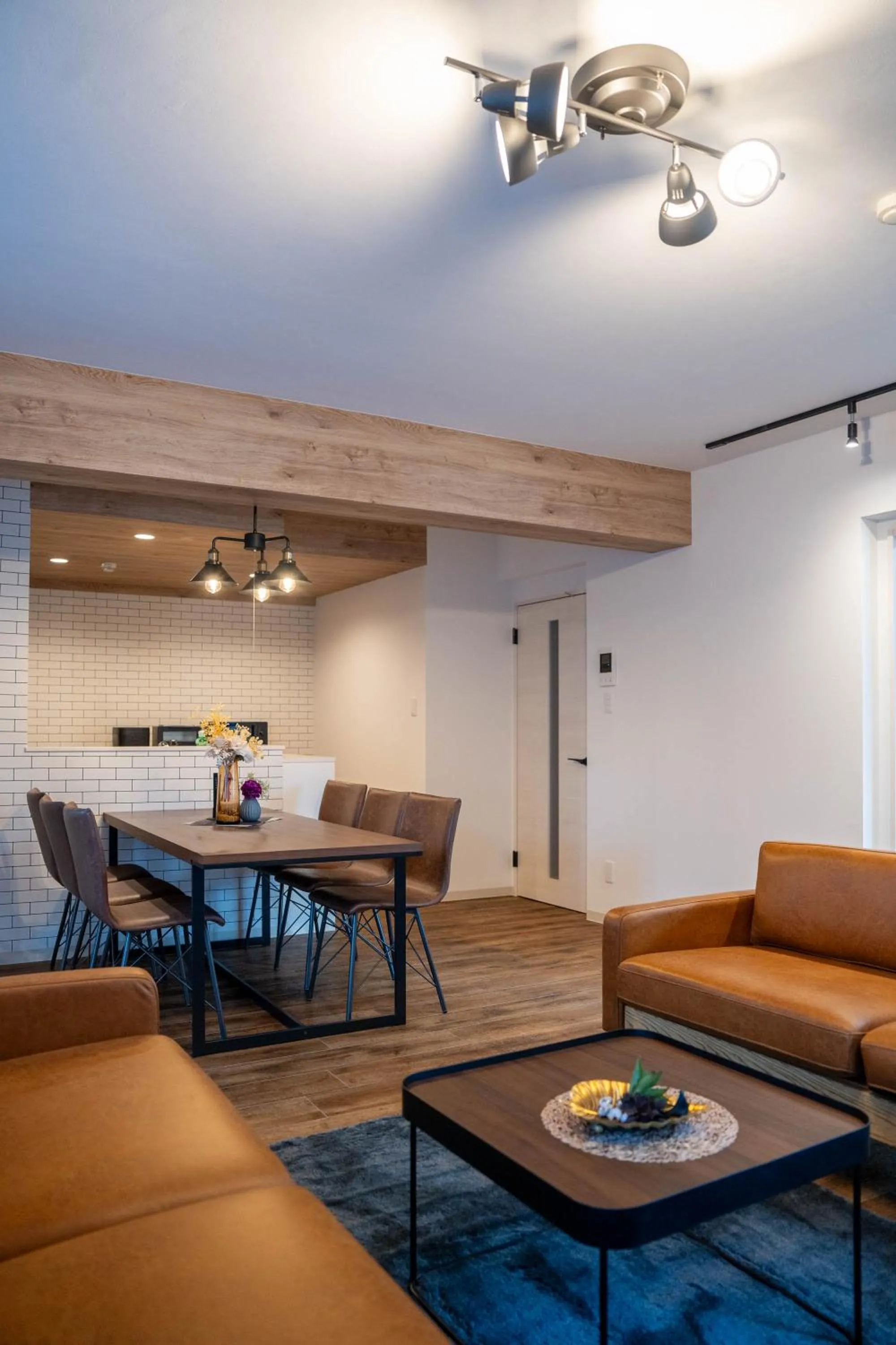 Dining area in Zabo Hills 202