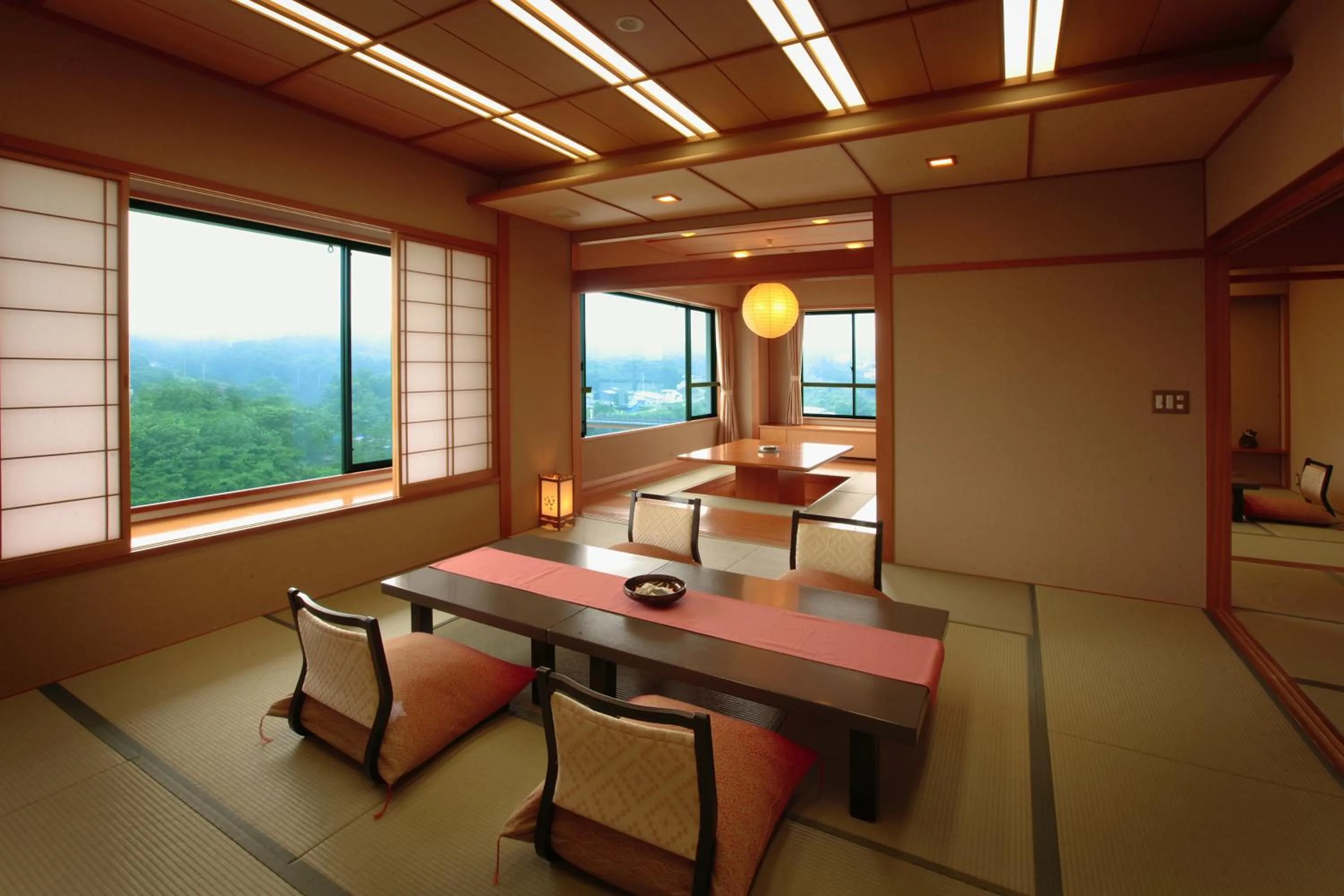 Photo of the whole room in Sansatei