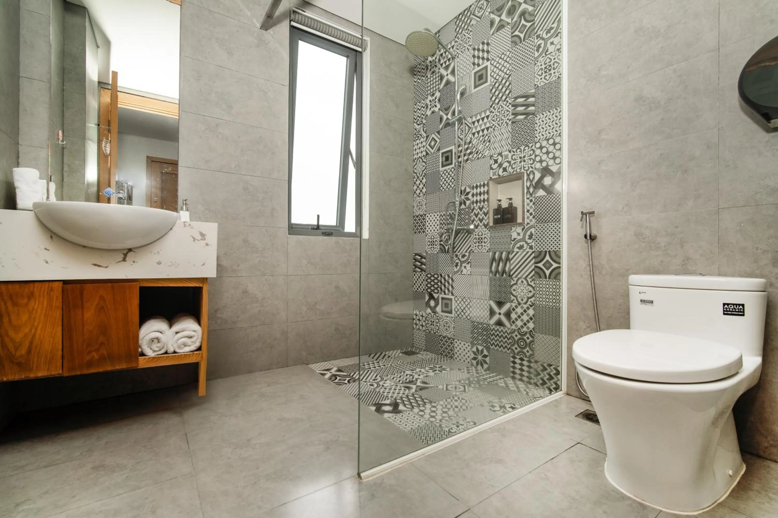Shower in DOMA by HSuites Hotel & Apartment