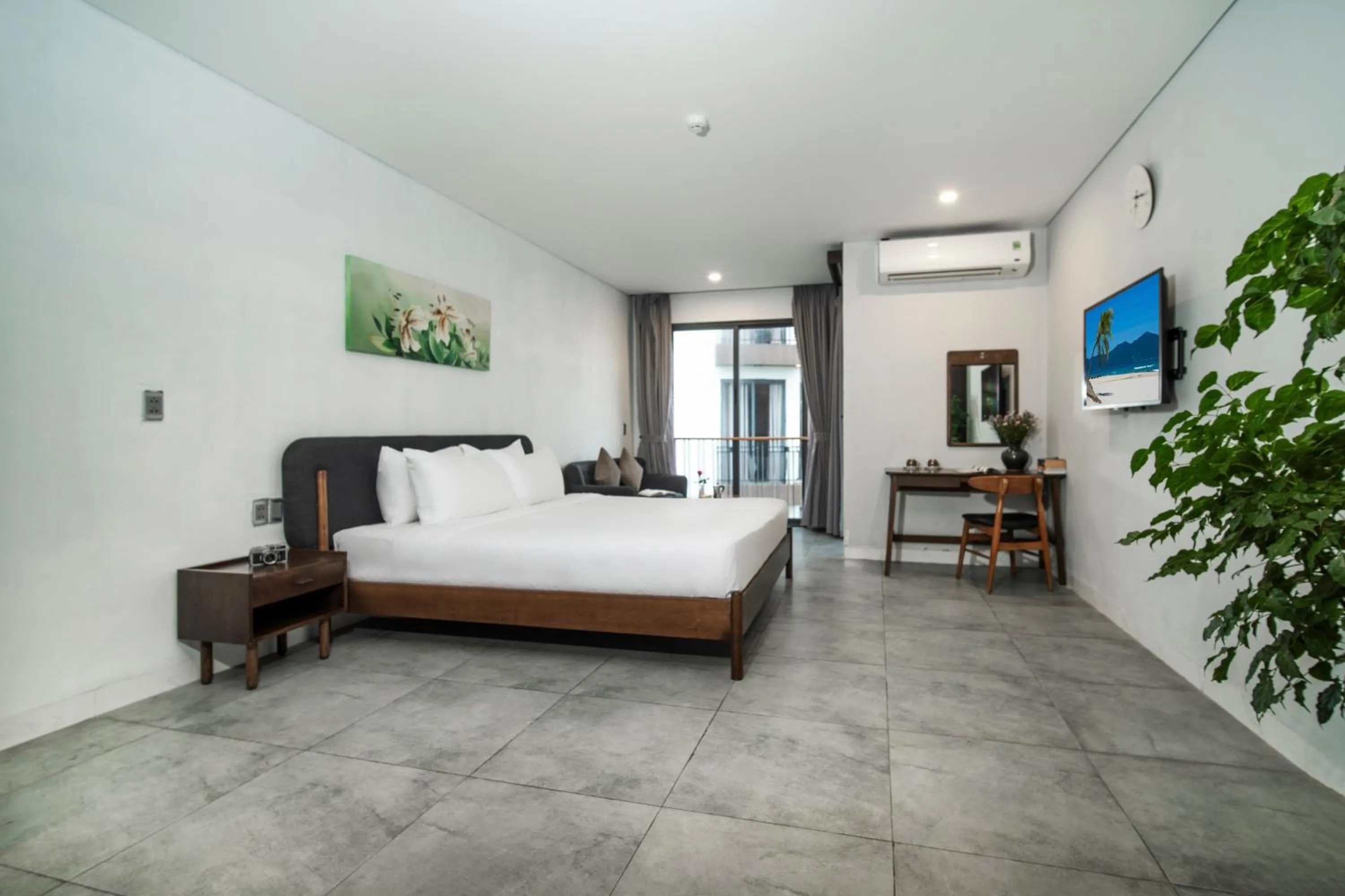 Bed in DOMA by HSuites Hotel & Apartment