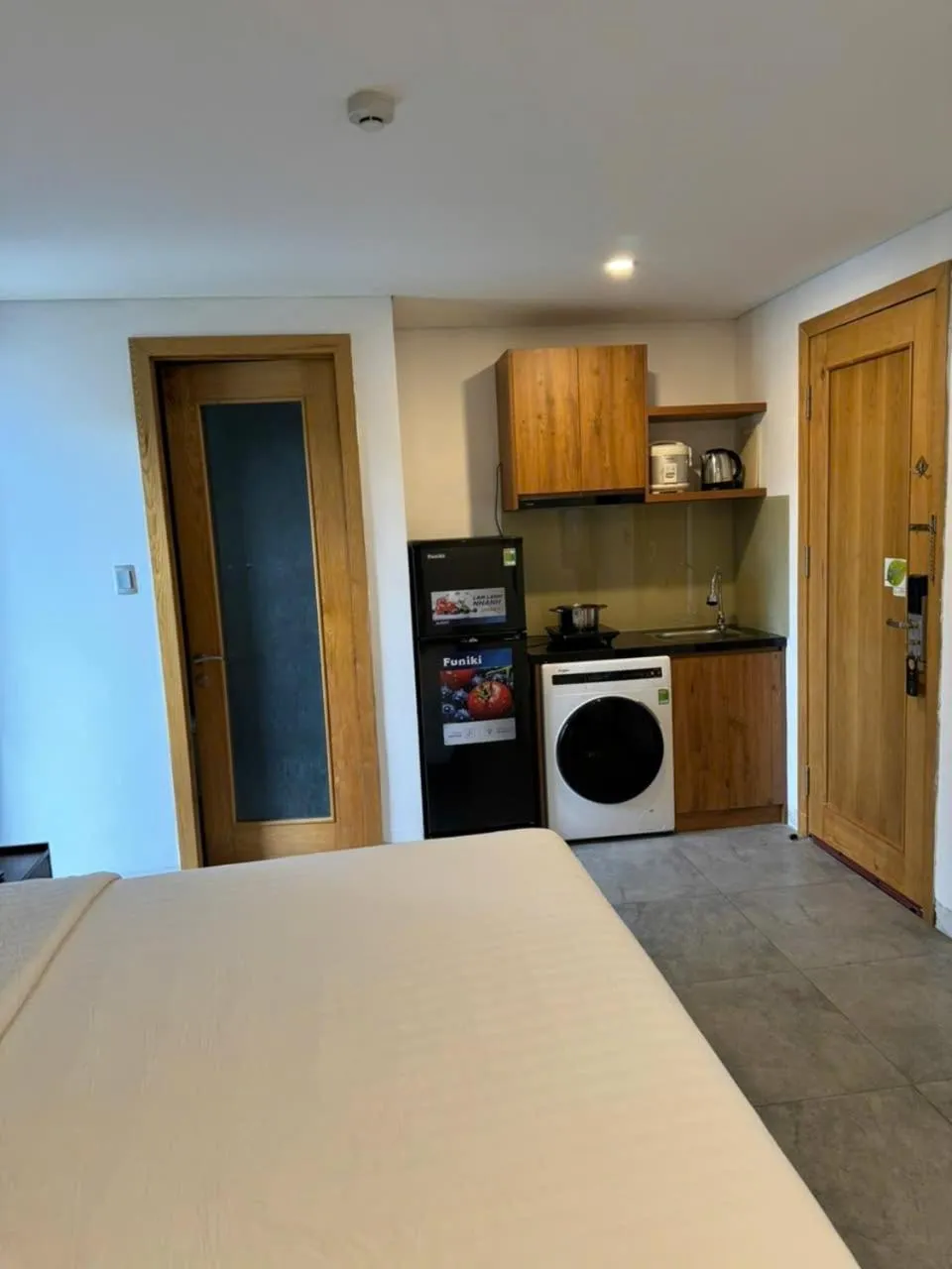 Kitchen or kitchenette in DOMA by HSuites Hotel & Apartment