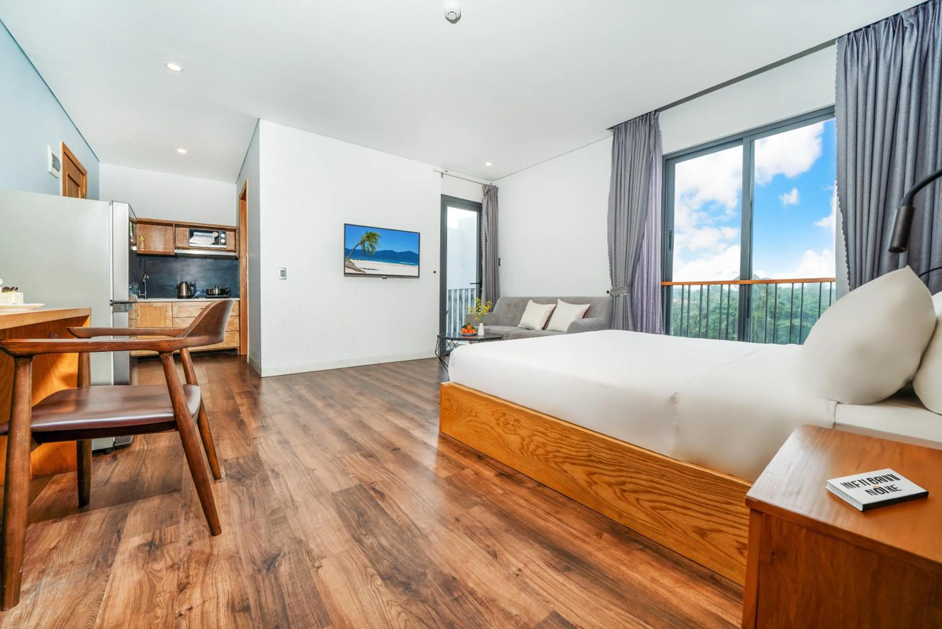 Bed in DOMA by HSuites Hotel & Apartment