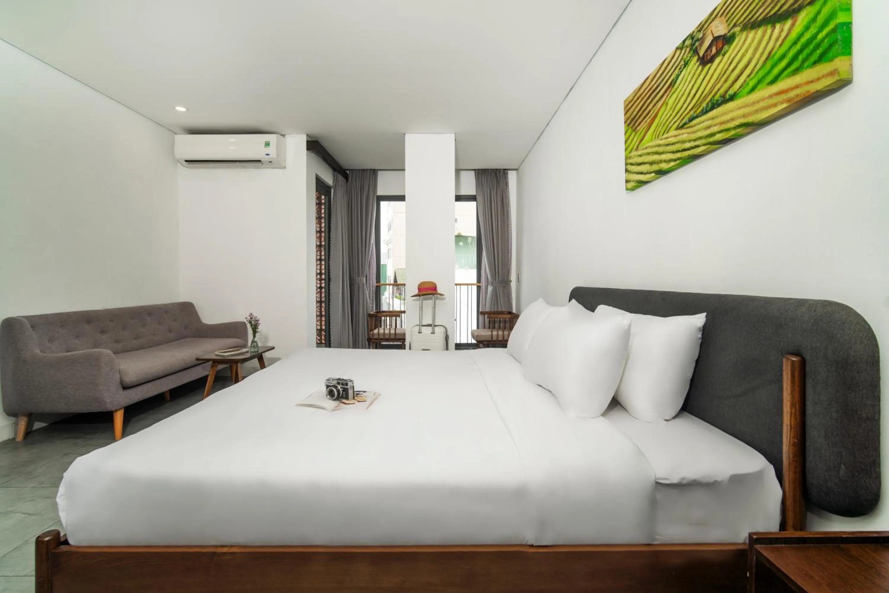 Bed in DOMA by HSuites Hotel & Apartment