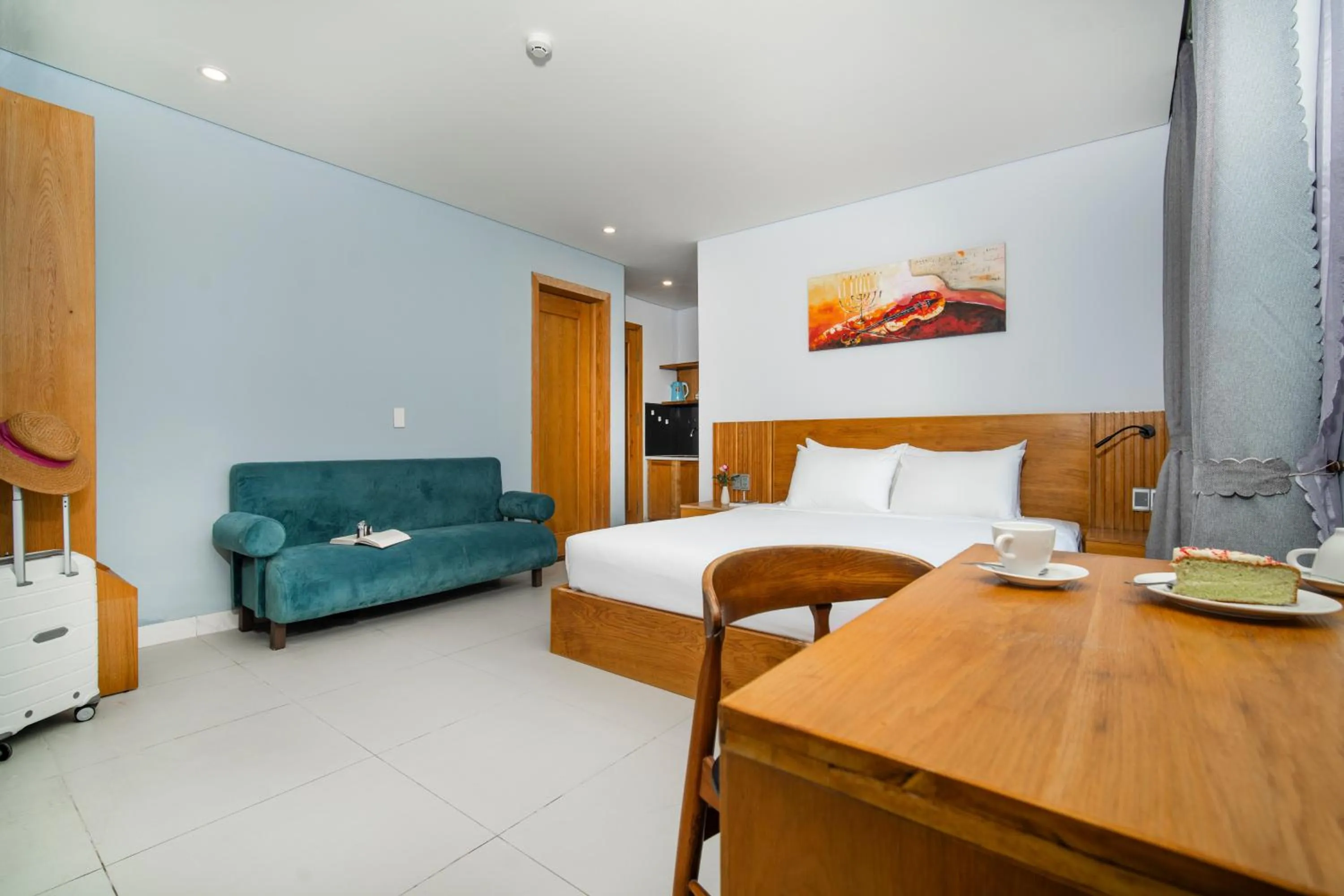 Photo of the whole room, Bed in DOMA by HSuites Hotel & Apartment