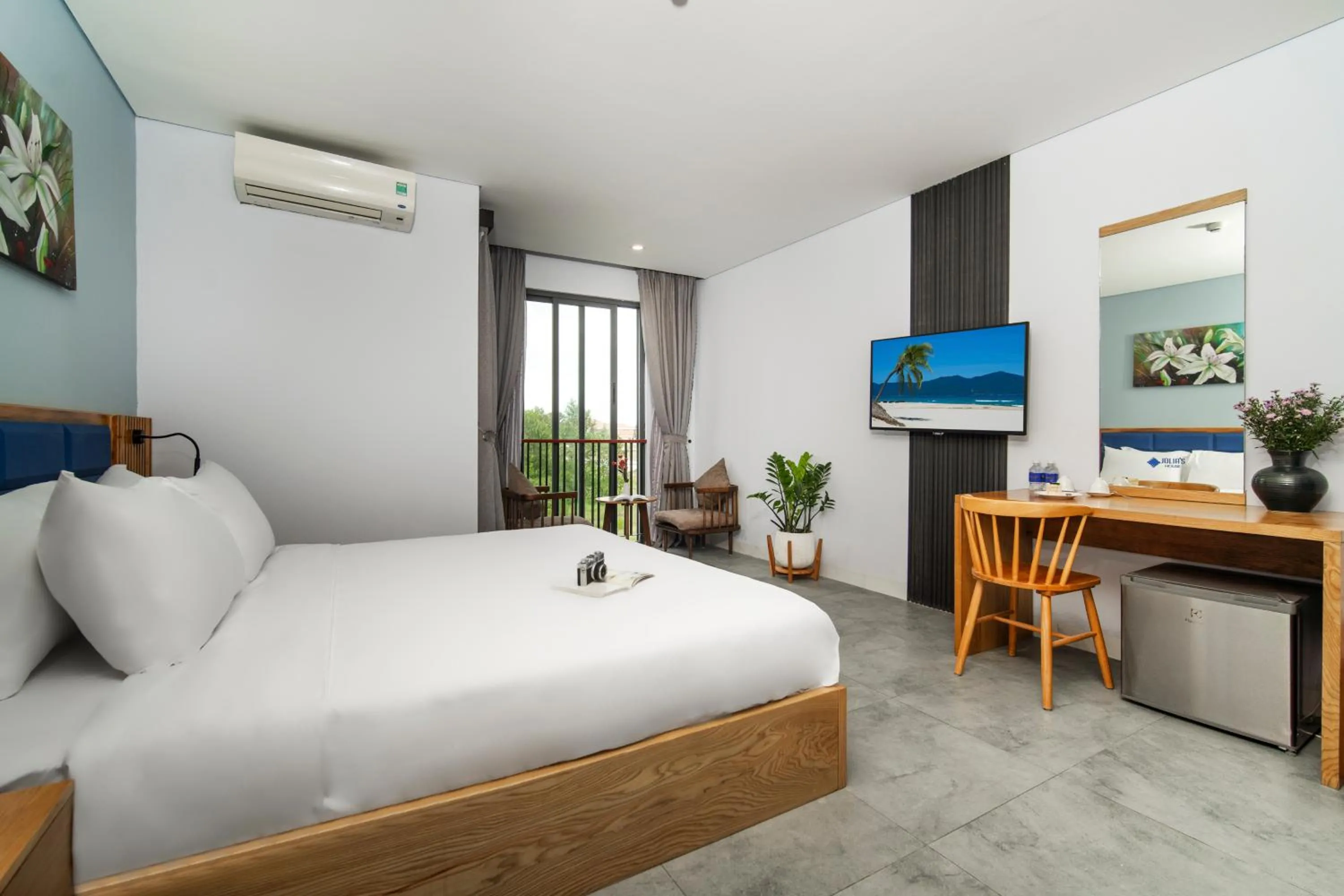 Bed in DOMA by HSuites Hotel & Apartment