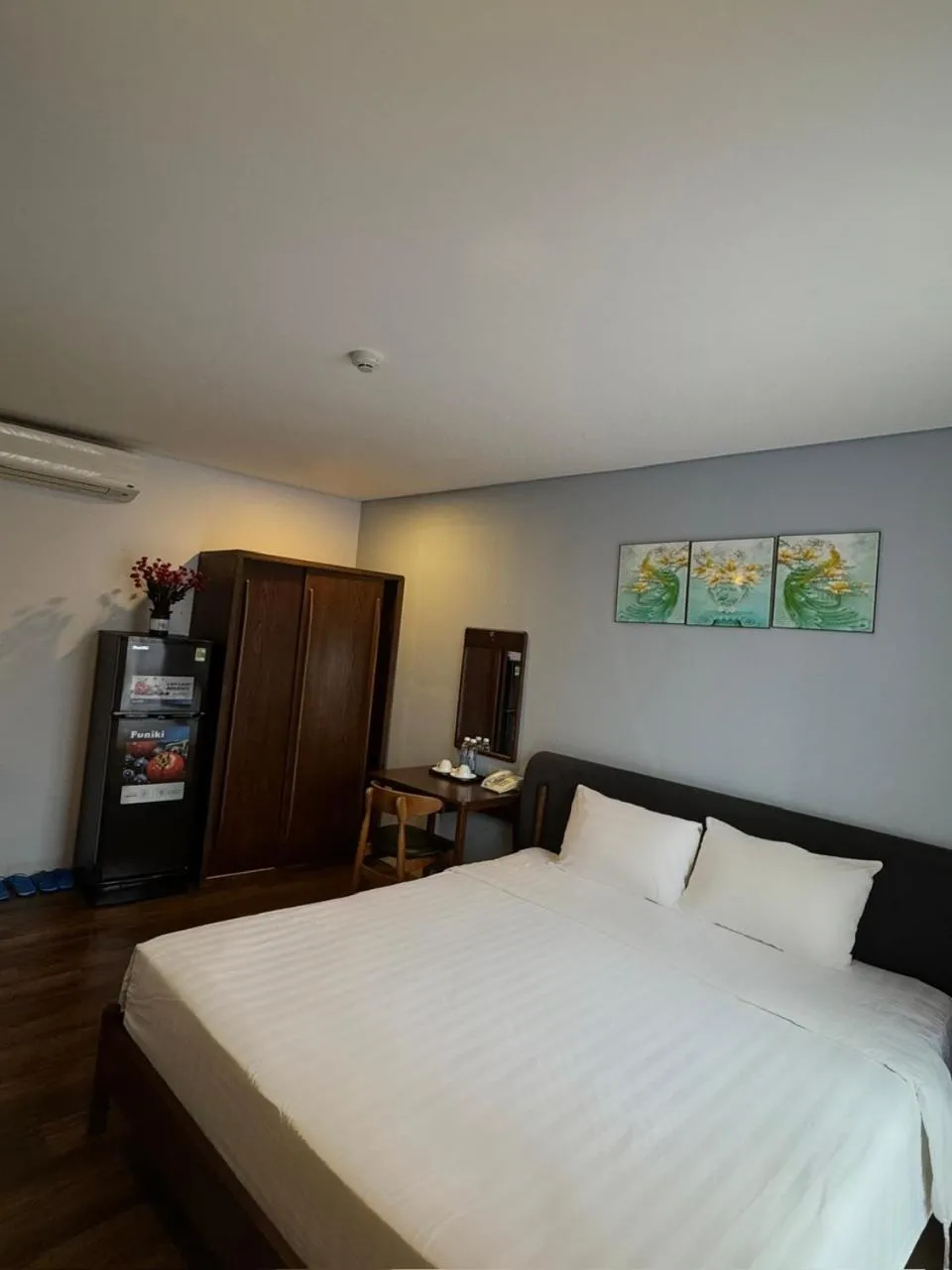 Bed in DOMA by HSuites Hotel & Apartment