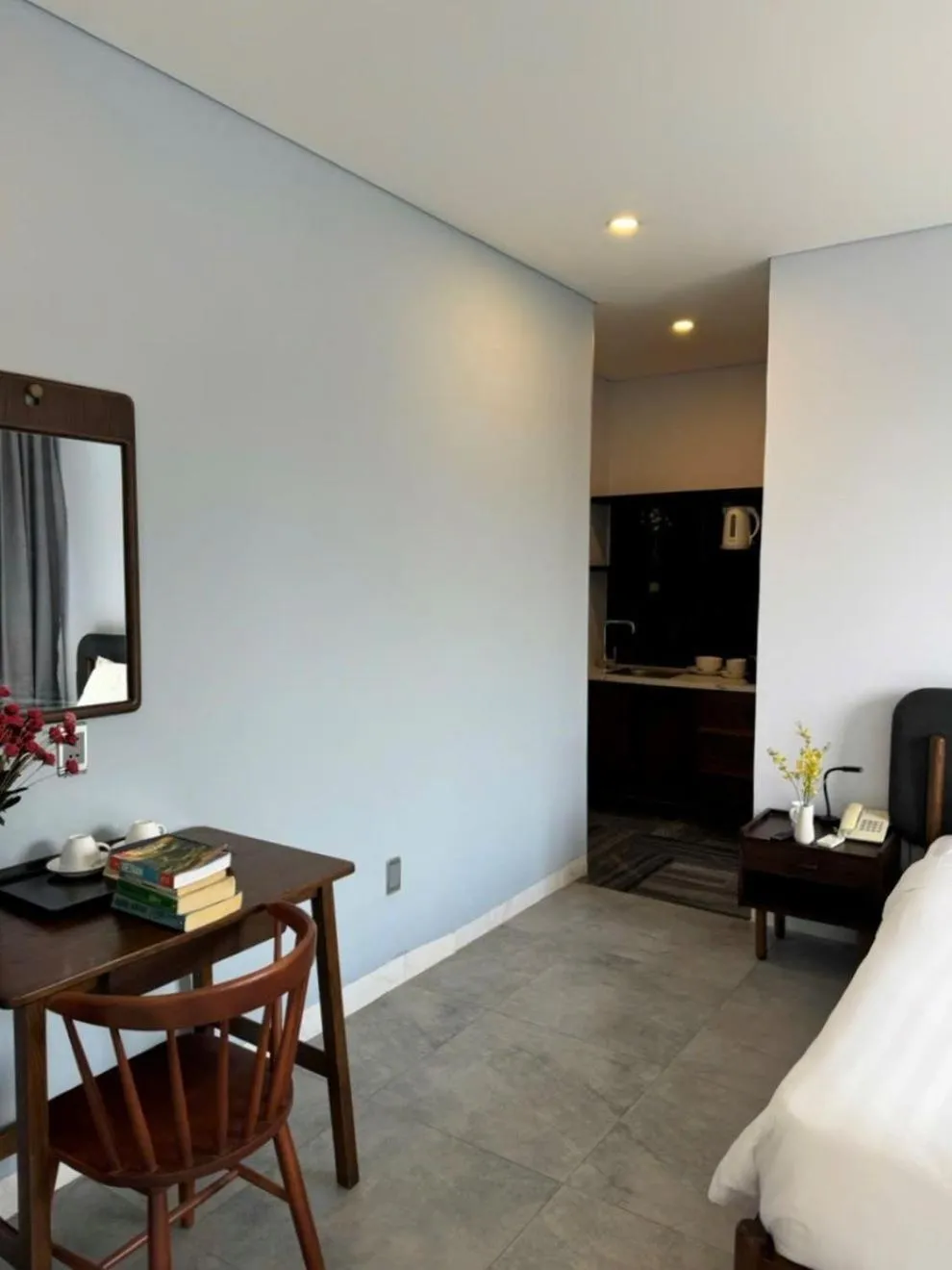 Dining area in DOMA by HSuites Hotel & Apartment