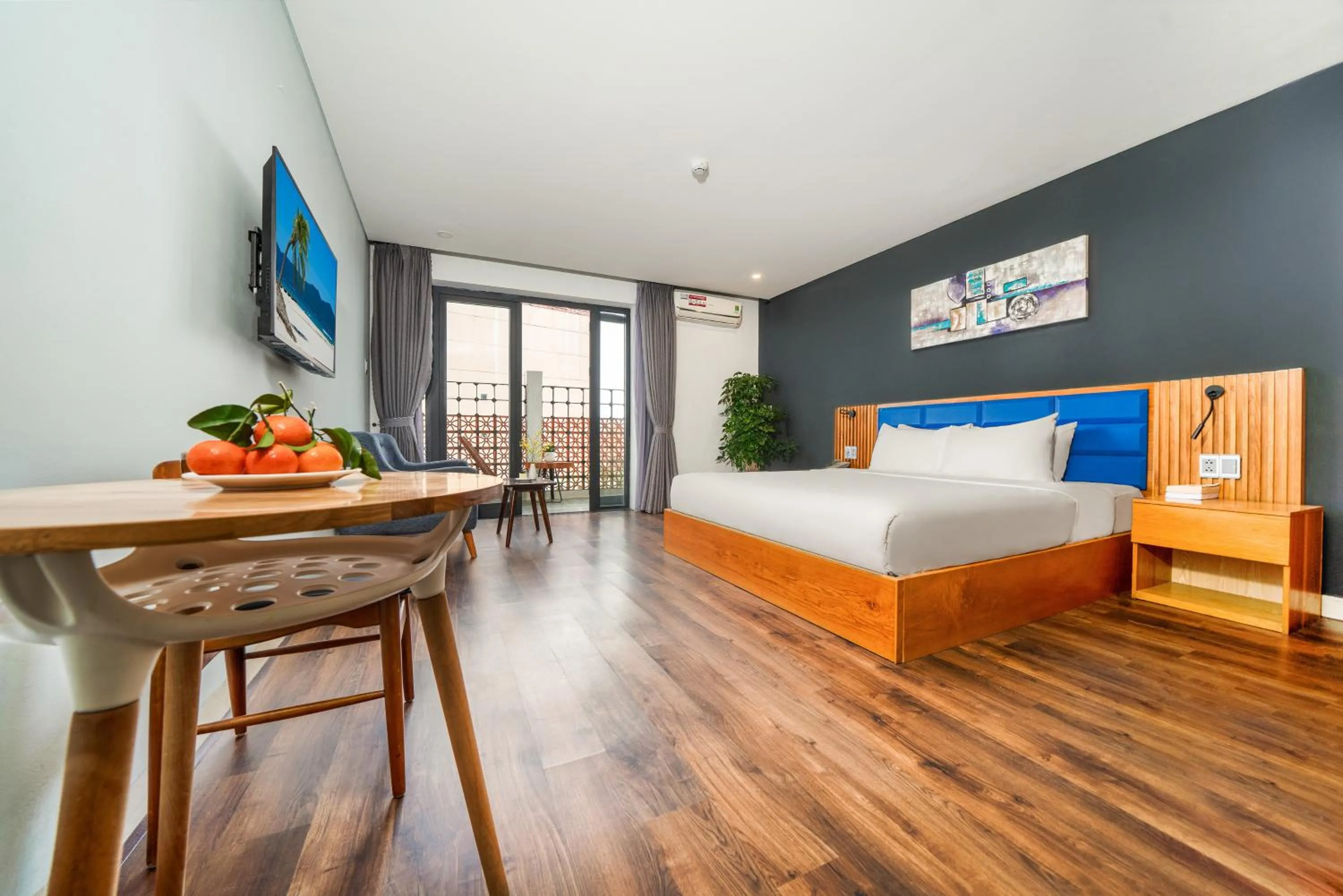 Bed in DOMA by HSuites Hotel & Apartment