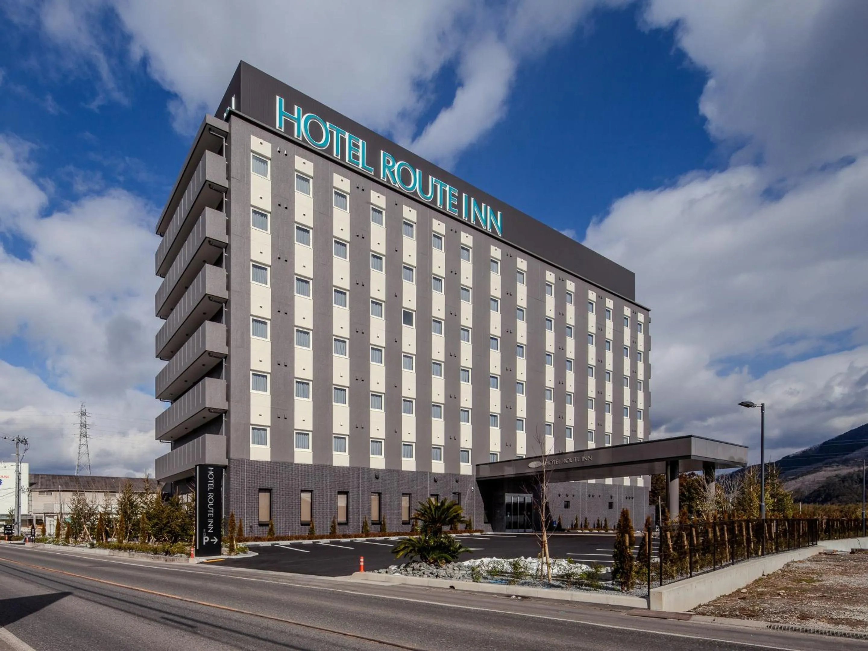 Property building in Hotel Route Inn Okayama Maniwa