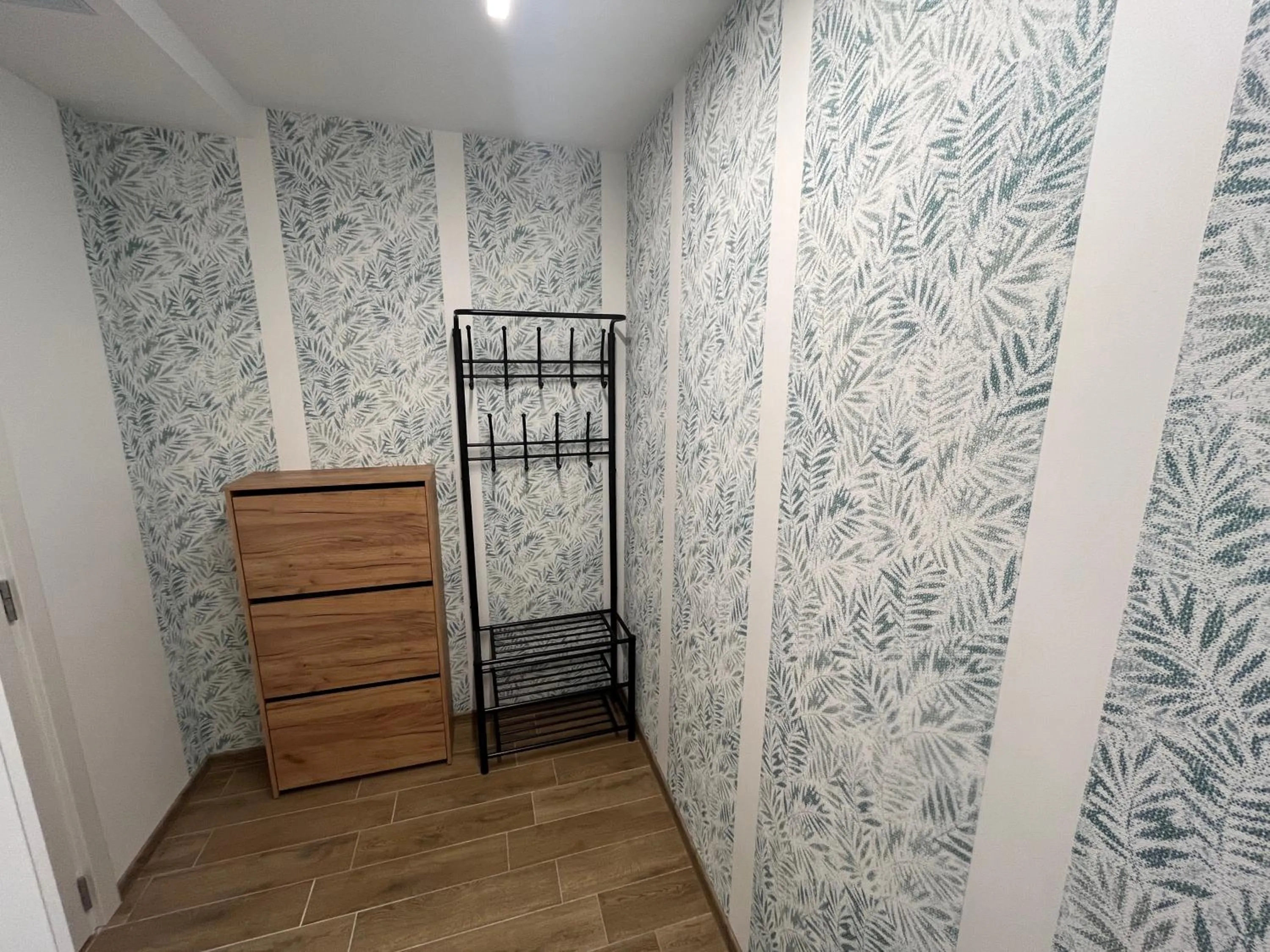 wardrobe, Bed in Motel Barka