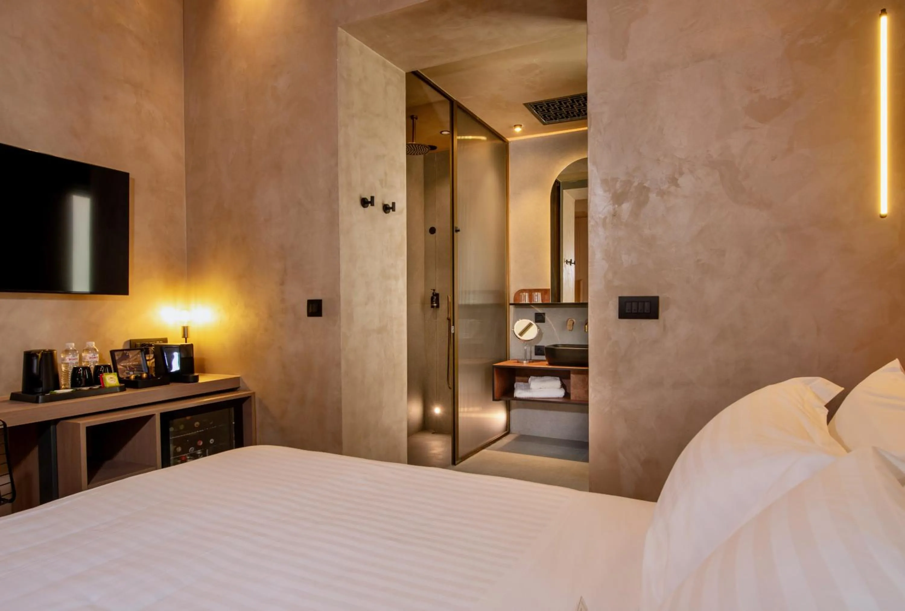 Budget Double Room in Nearchou Boutique Hotel