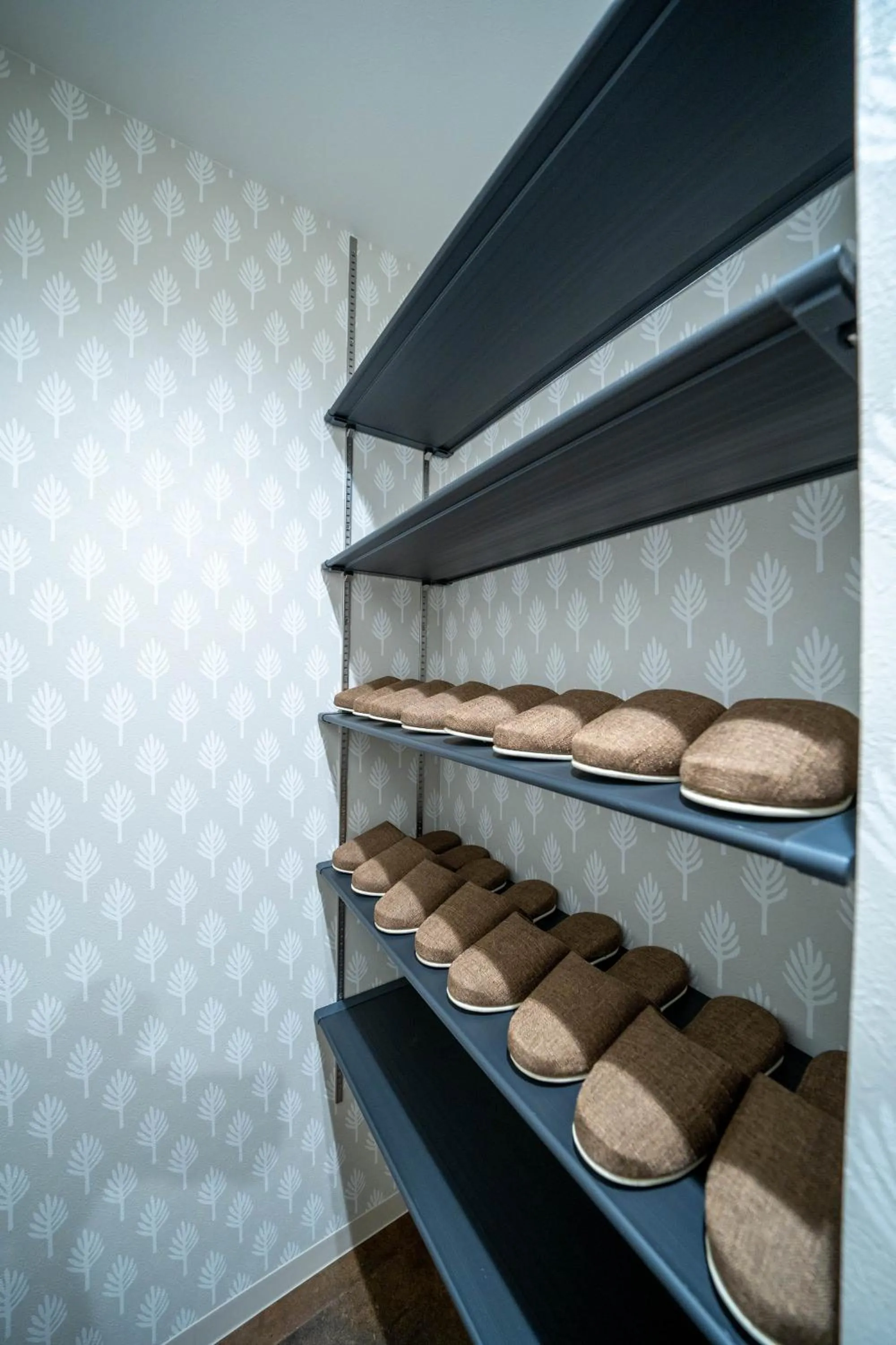 storage in Zabo Hills 305