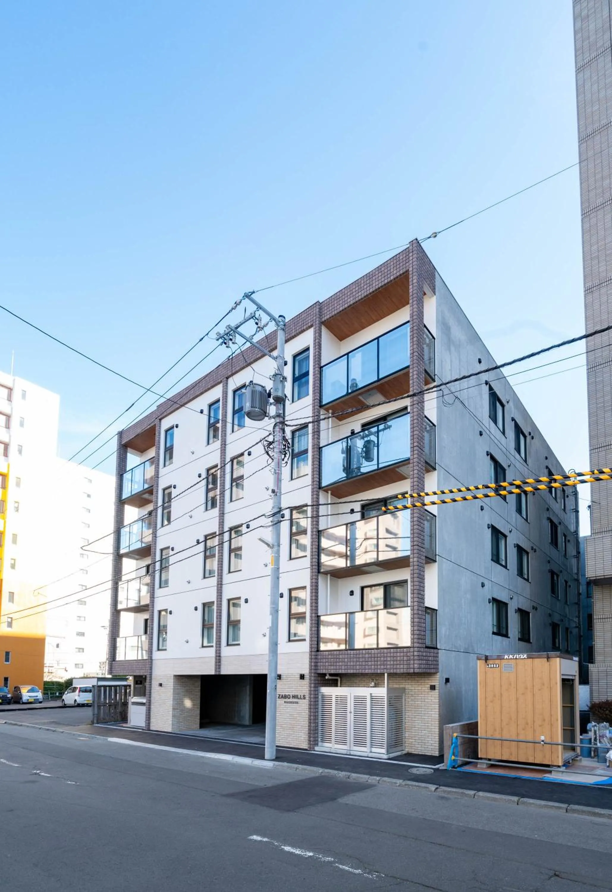 Property building in Zabo Hills 305