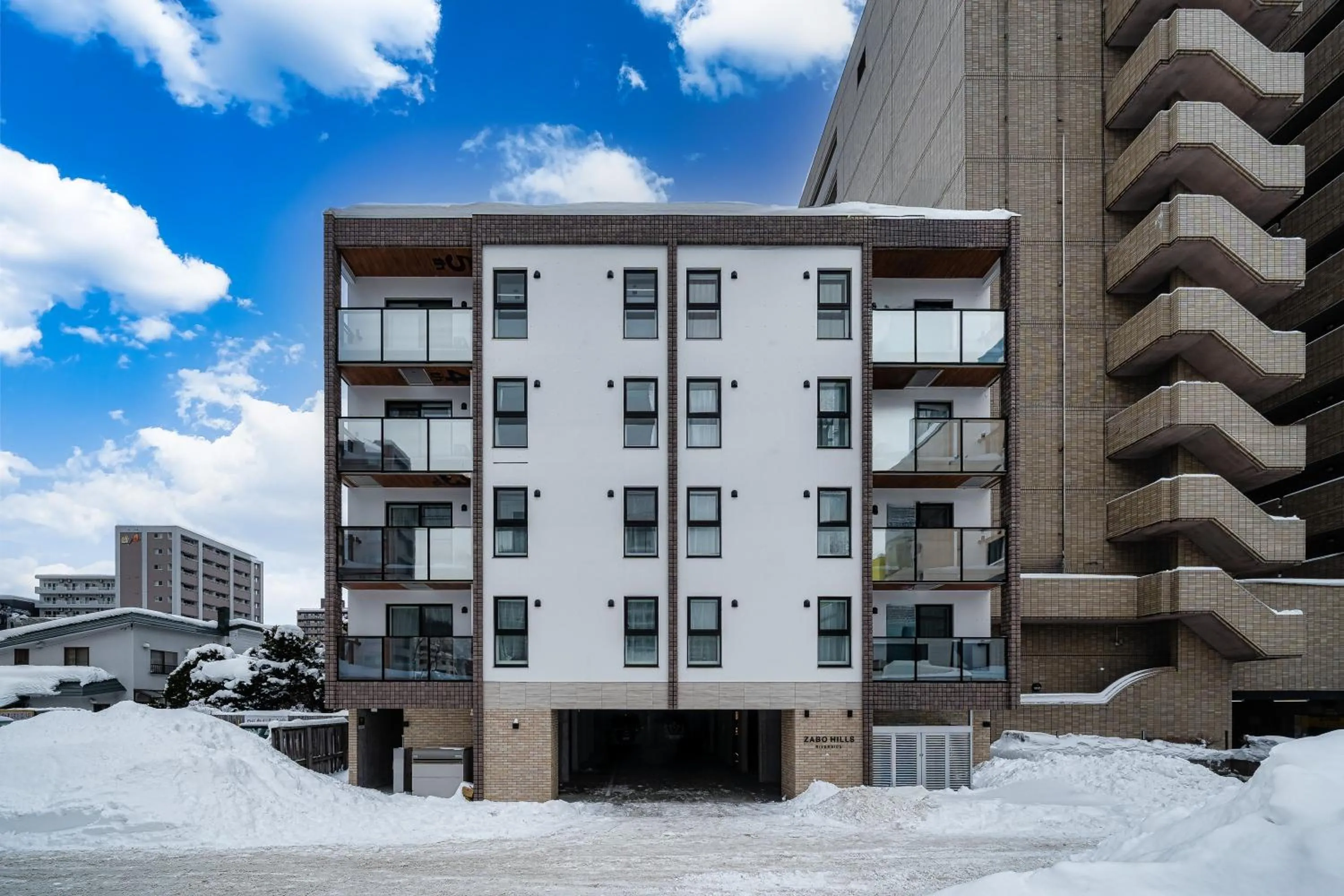 Property building in Zabo Hills 305