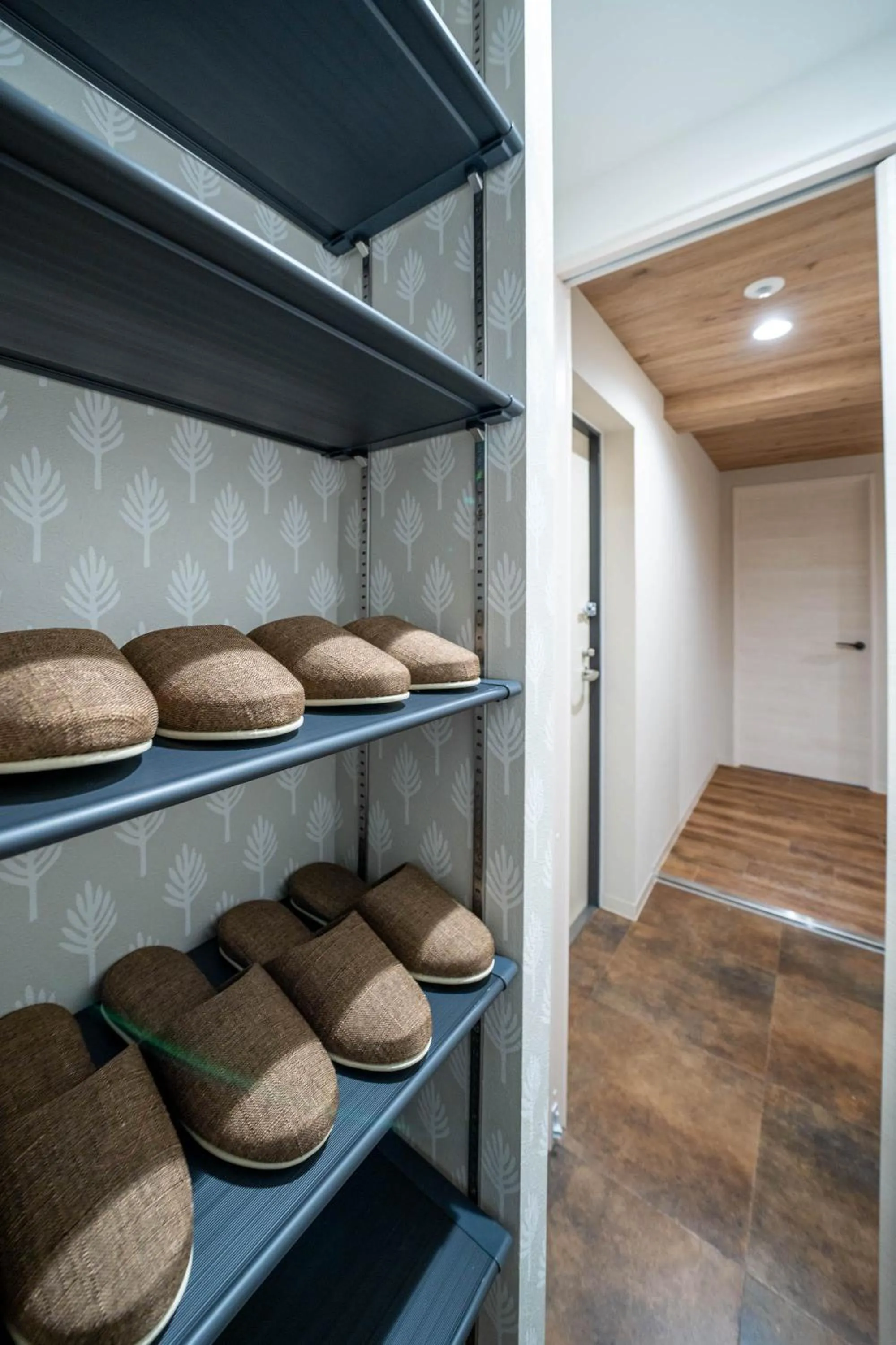 storage in Zabo Hills 305