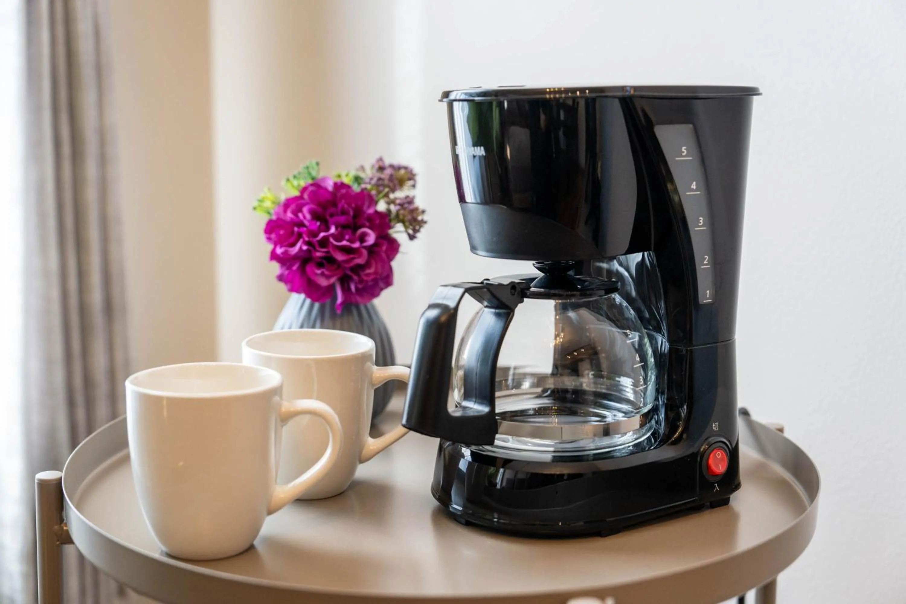 Coffee/tea facilities in Zabo Hills 305