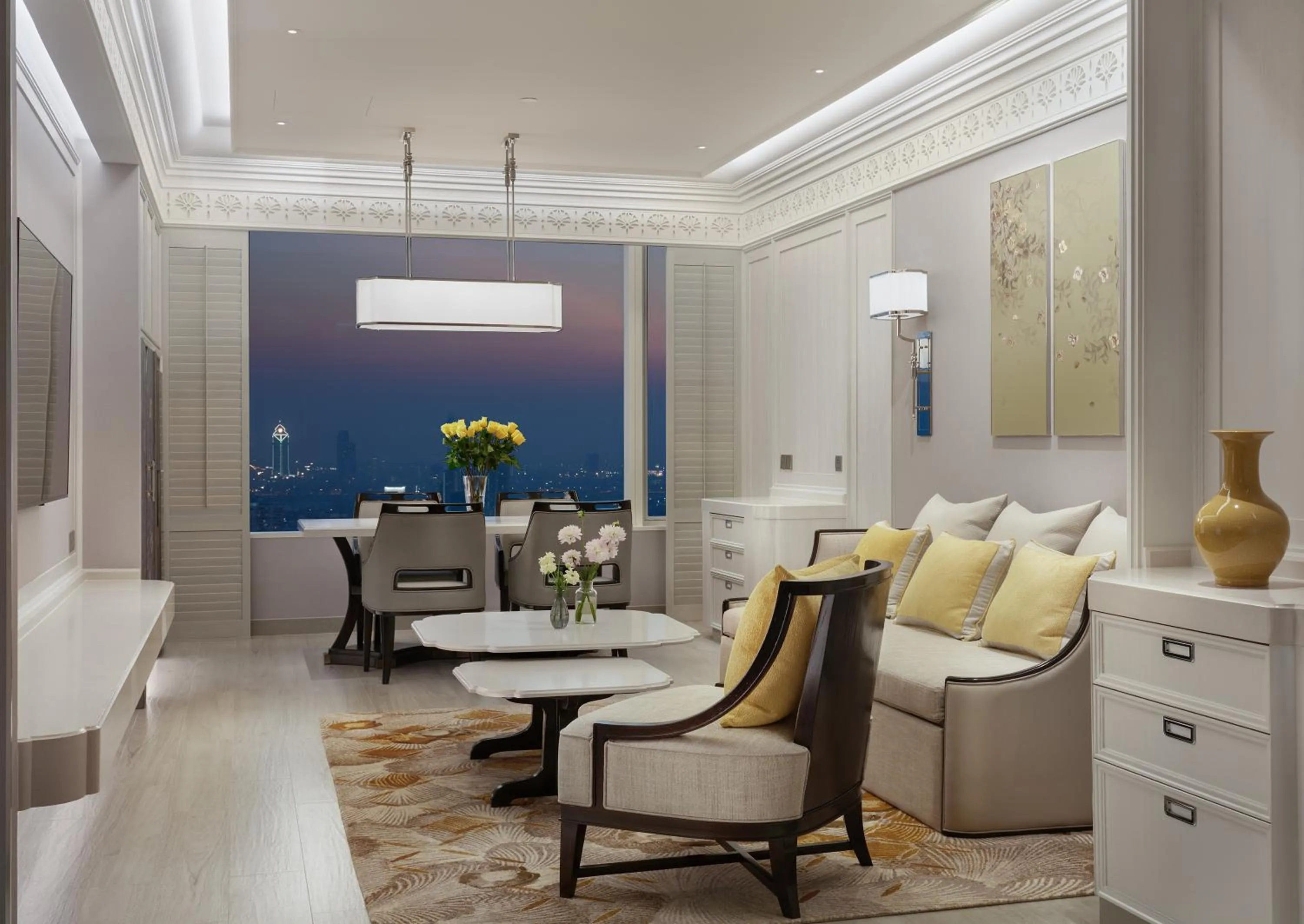 Living room in Grande Centre Point Lumphini Bangkok