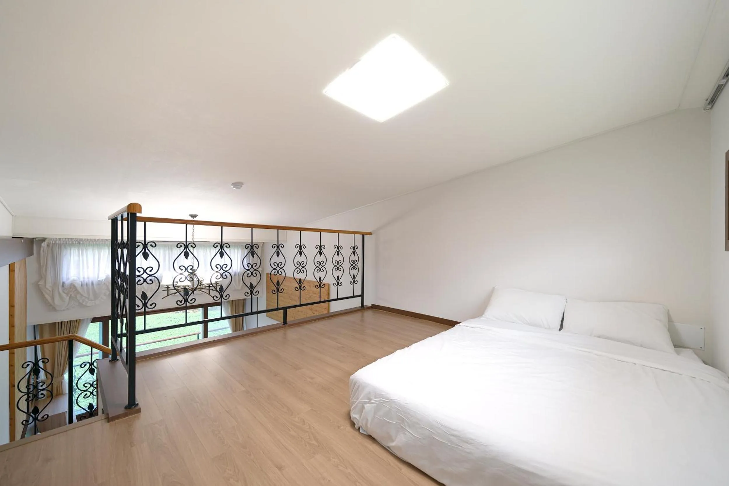 Area and facilities, Bed in FromH T Resort Jeju Seongsan