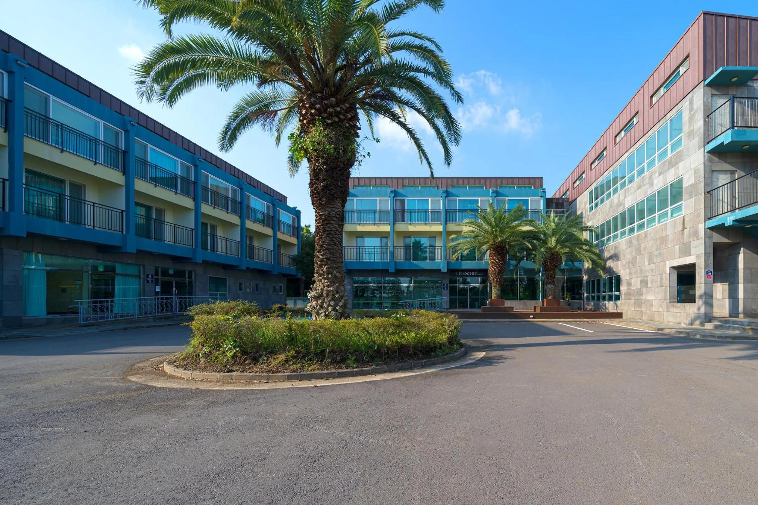 Property building in FromH T Resort Jeju Seongsan