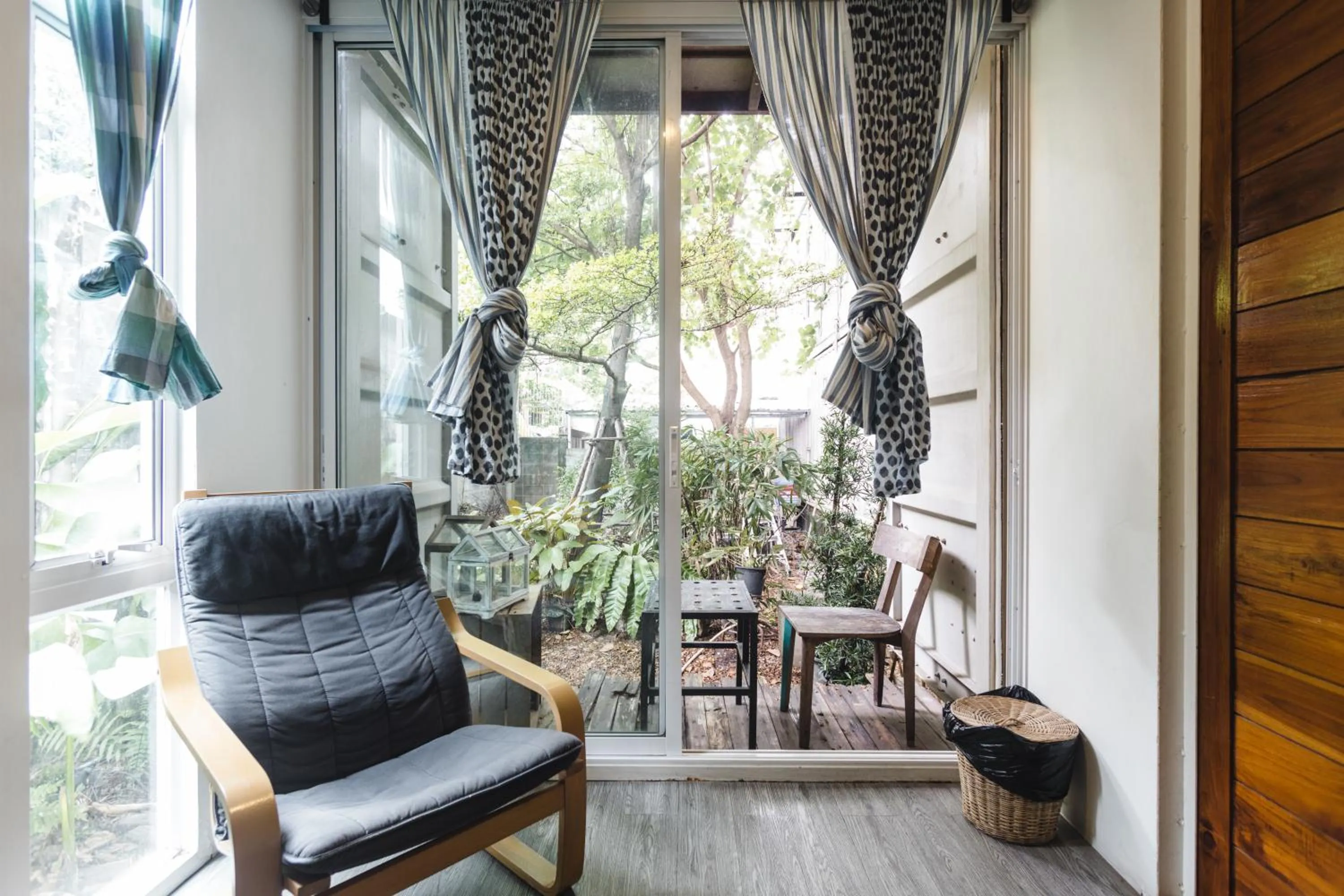 Balcony/Terrace in The Yard Bangkok Hostel