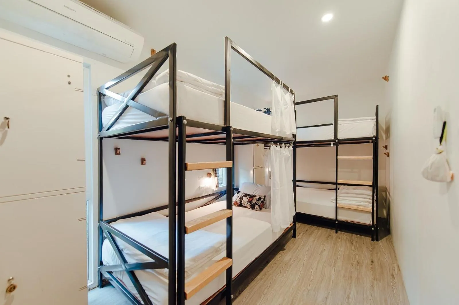 Bed in The Yard Bangkok Hostel