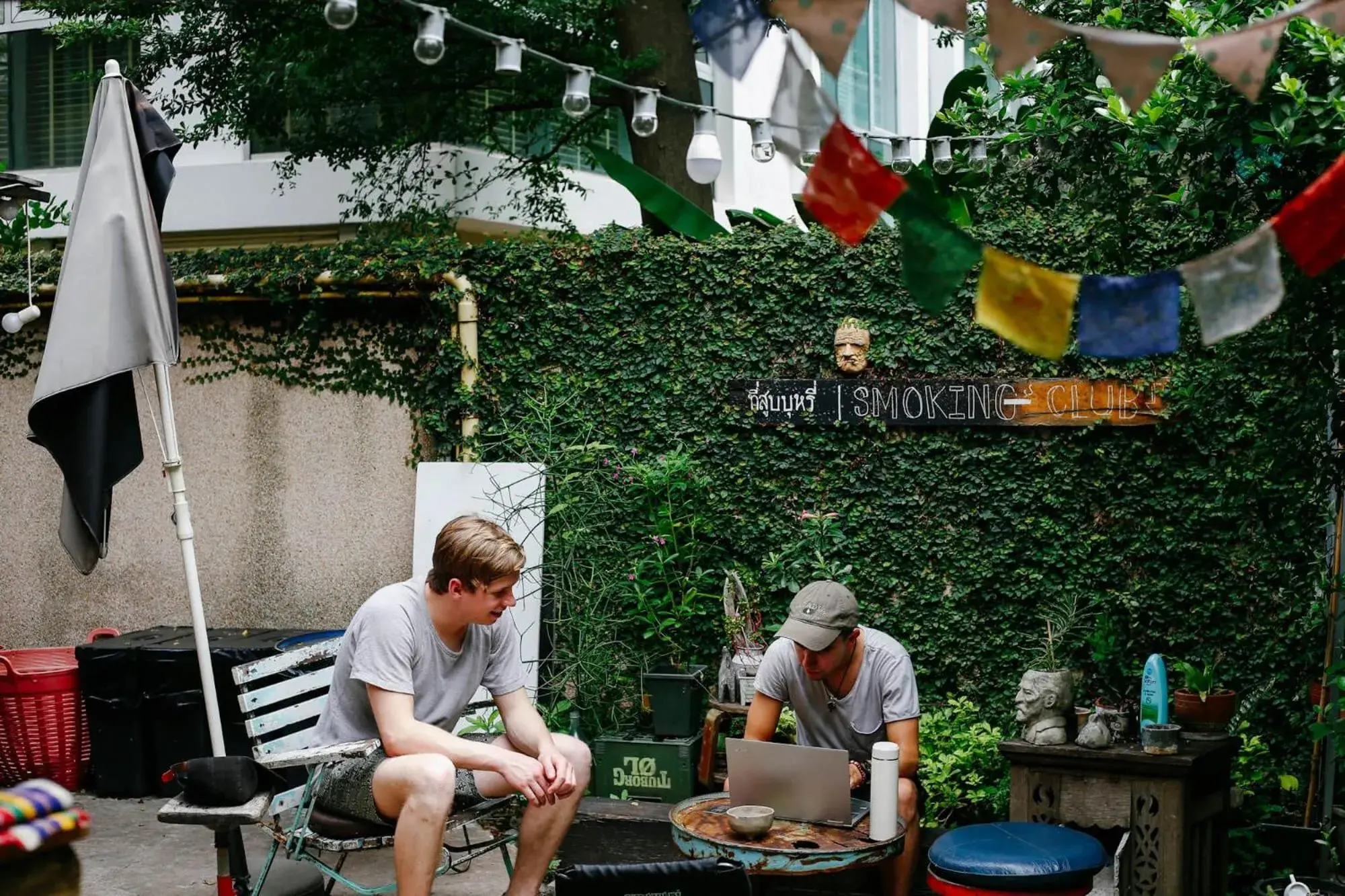Garden view in The Yard Bangkok Hostel Garden view in The Yard Bangkok Hostel