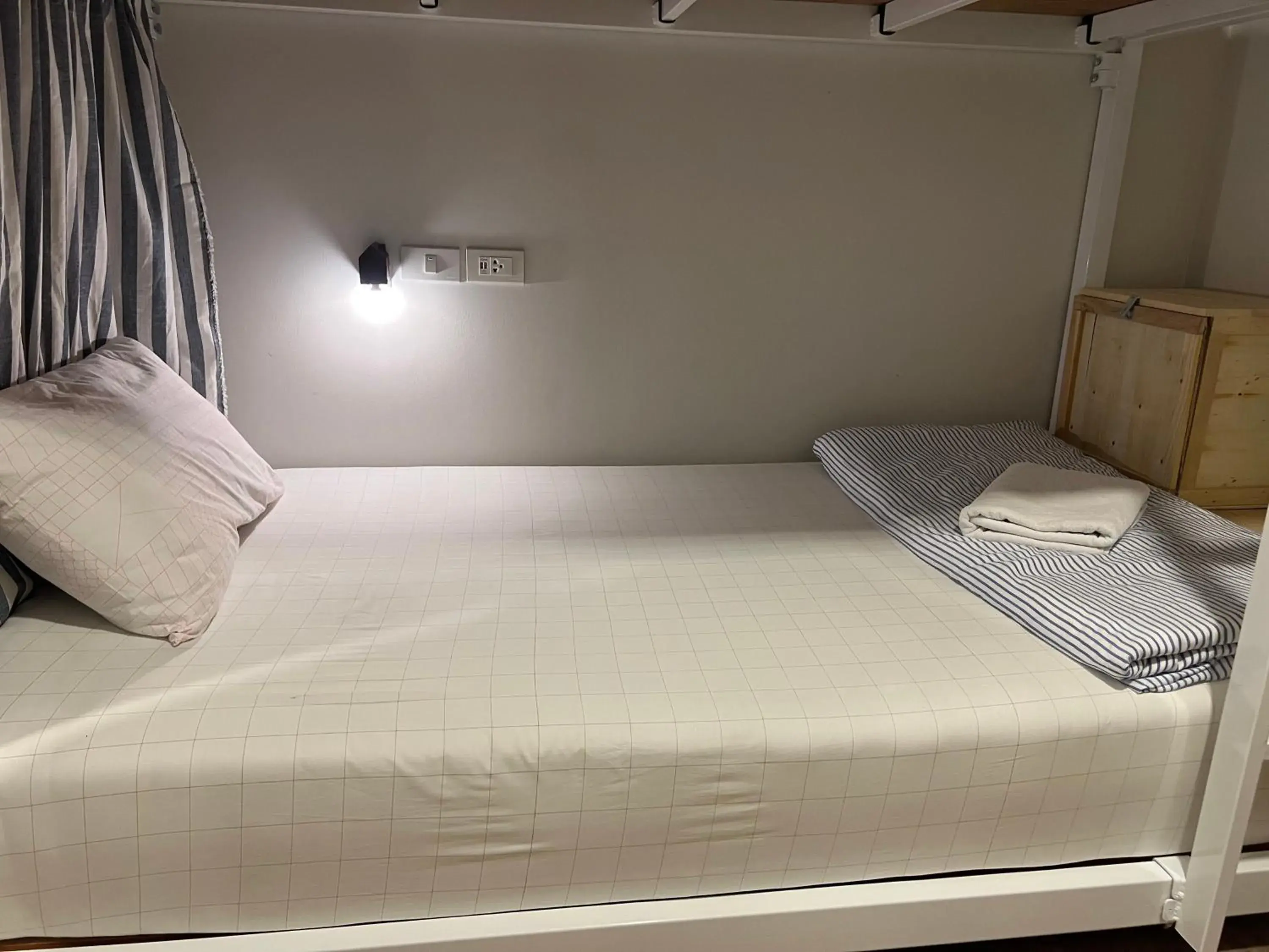 Bed in The Yard Bangkok Hostel Bed in The Yard Bangkok Hostel