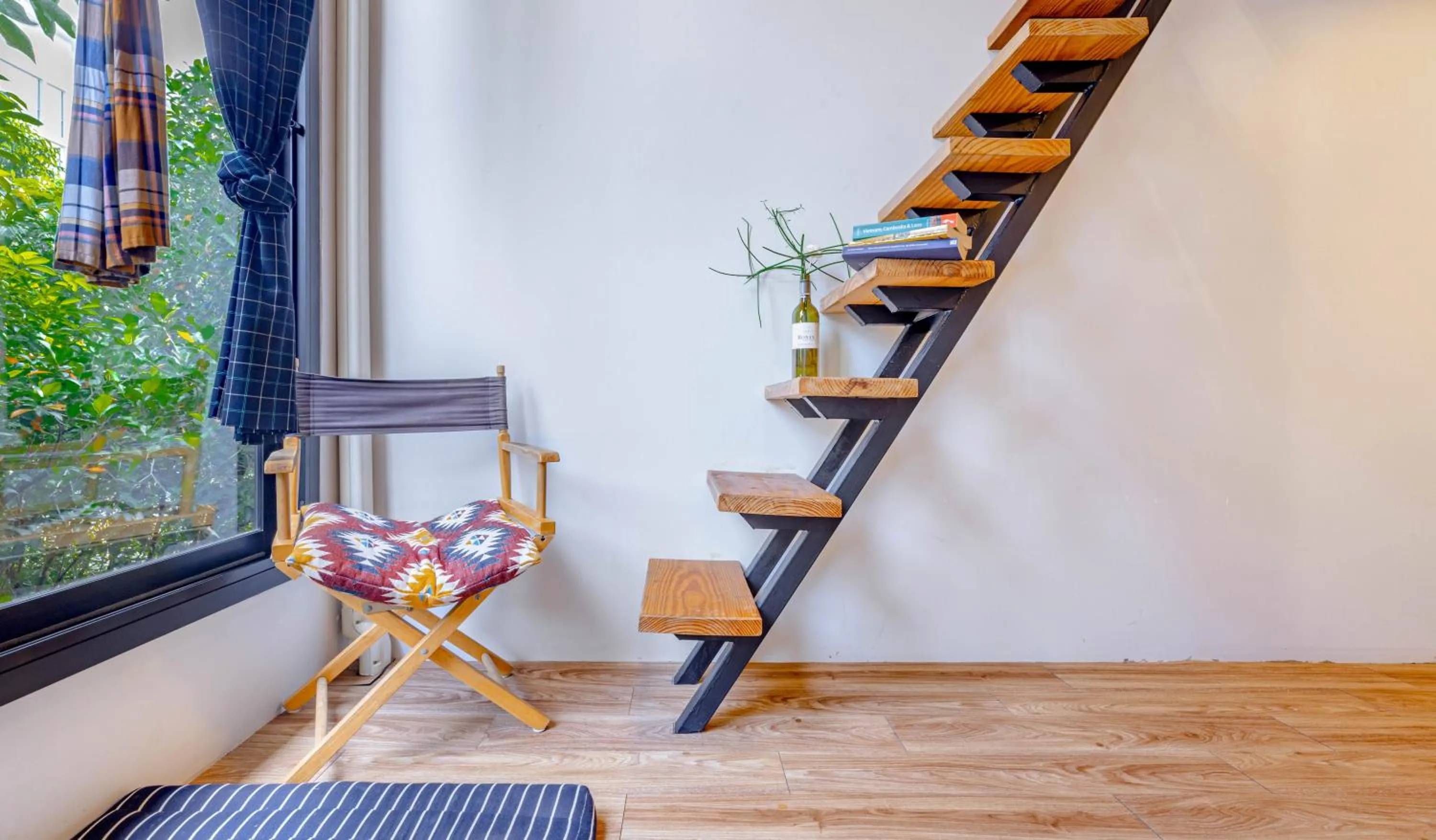 Bedroom in The Yard Bangkok Hostel