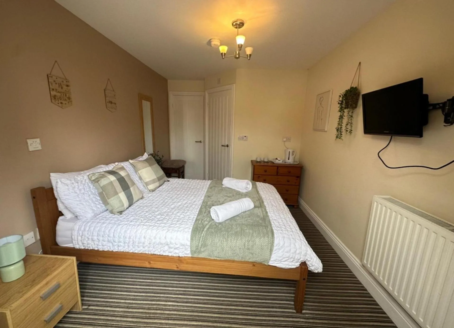 Wellington Studio Sleeps 2 Pets Ok Free Parking