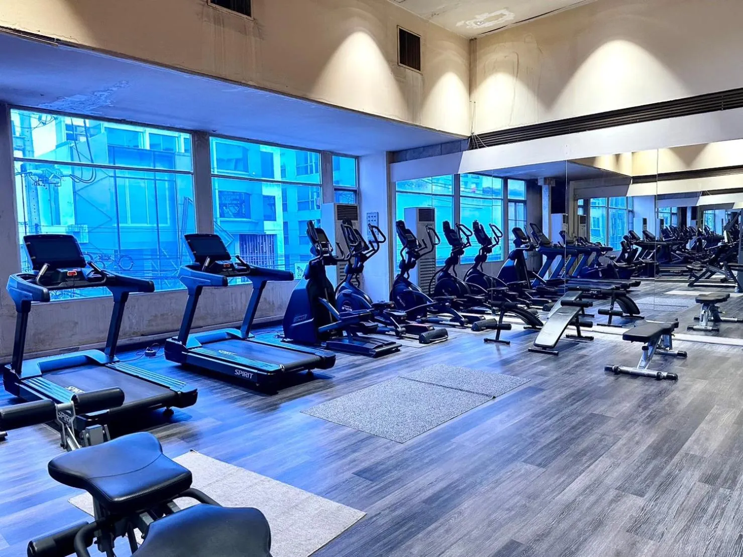 Fitness centre/facilities in Grace Hotel