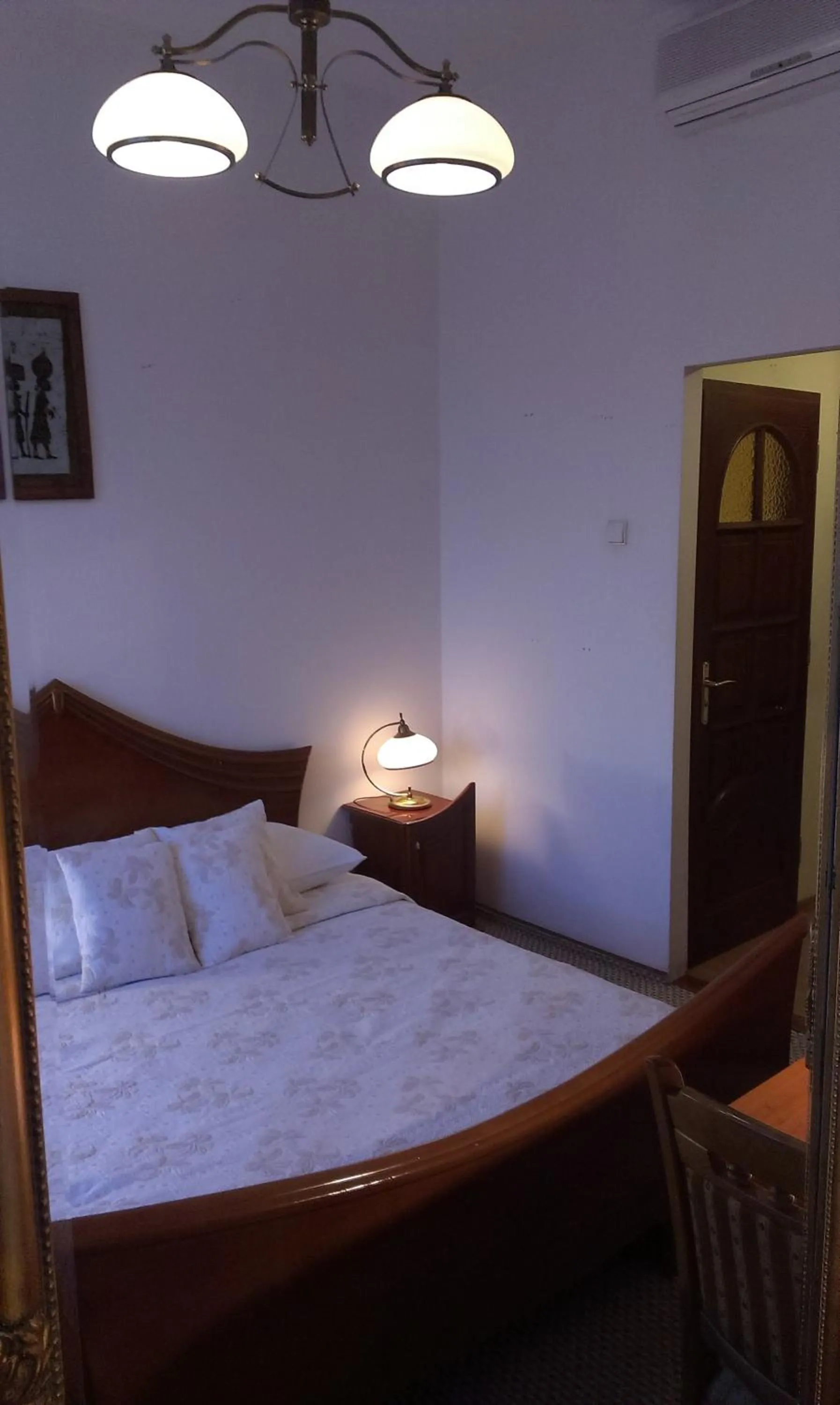 Bed in Hotel Bristol