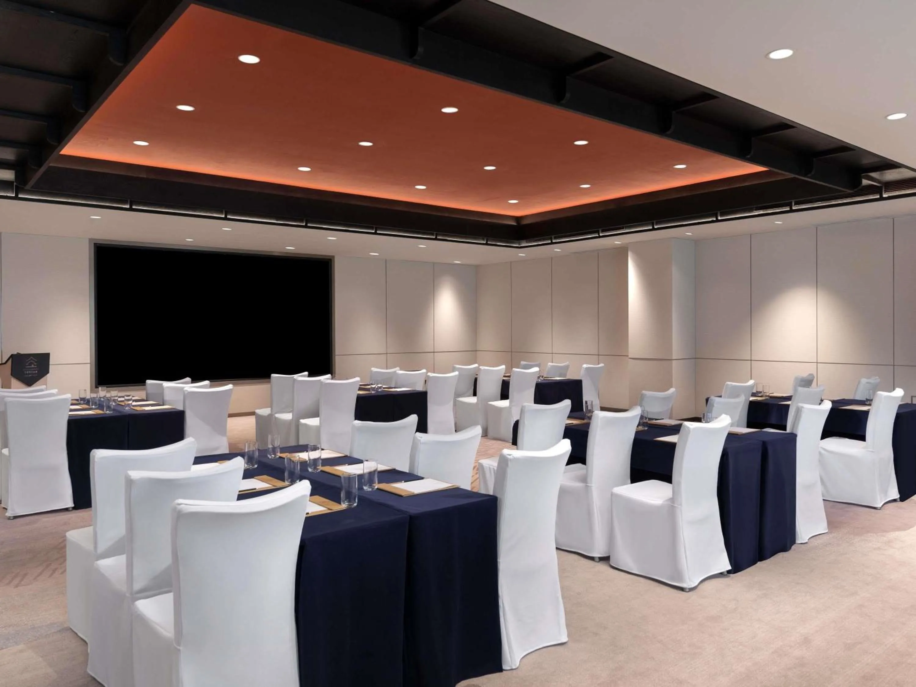 Meeting/conference room in Dangkou Ancient Town Hotel Wuxi MGallery Collection