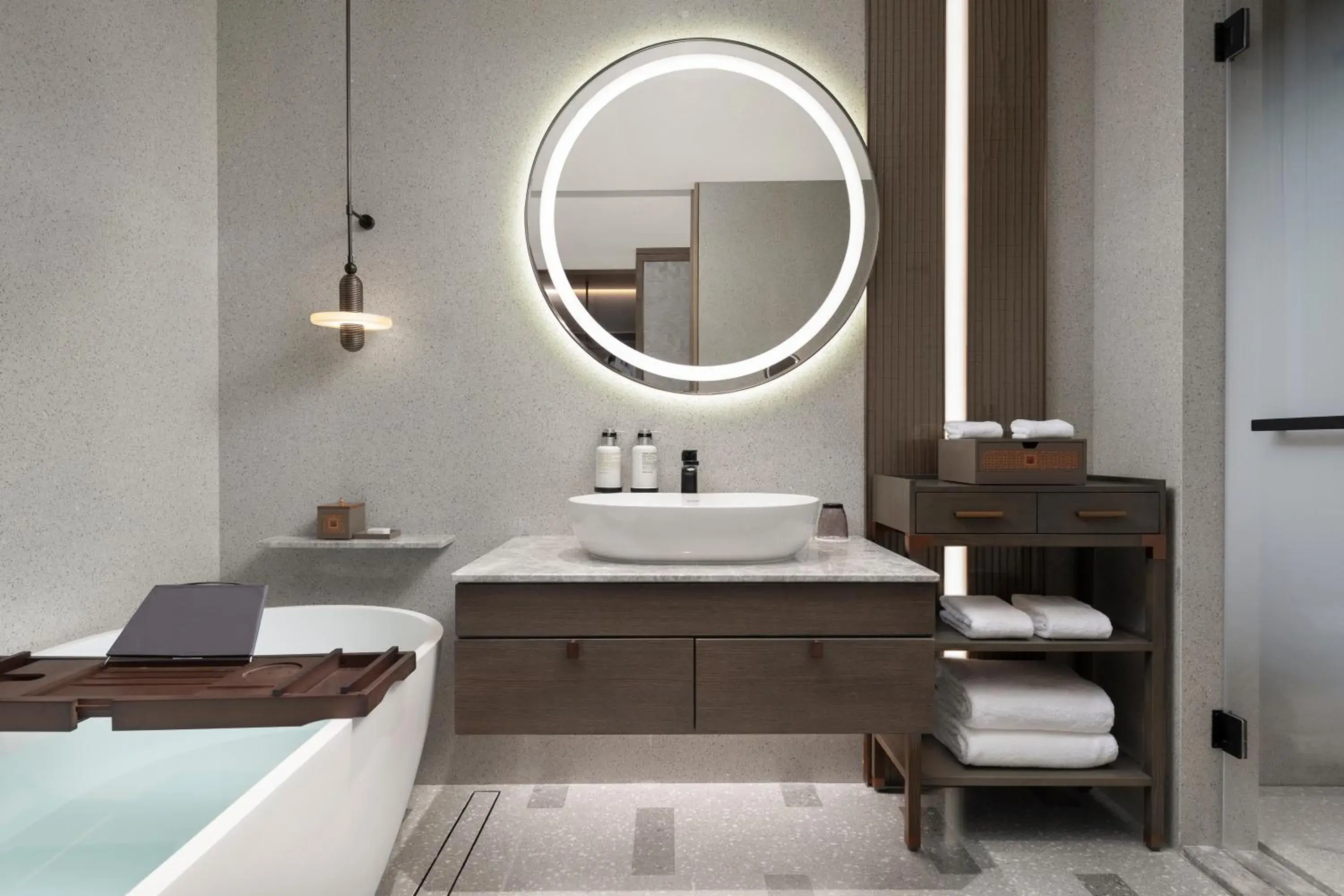 Deluxe King Room in Dangkou Ancient Town Hotel Wuxi MGallery Collection Deluxe King Room in Dangkou Ancient Town Hotel Wuxi MGallery Collection