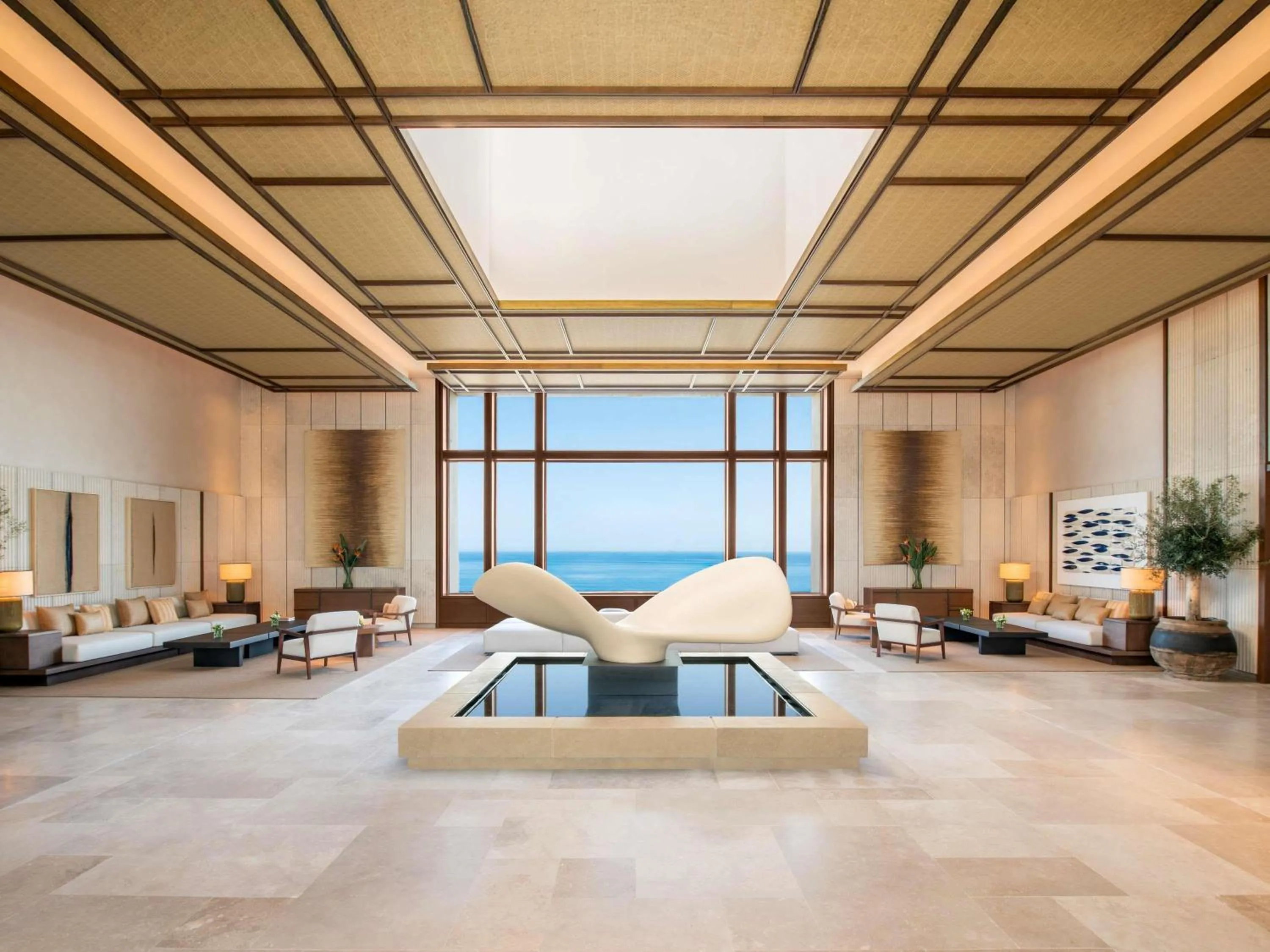 Lounge or bar in Fairmont La Hacienda Costa del Sol