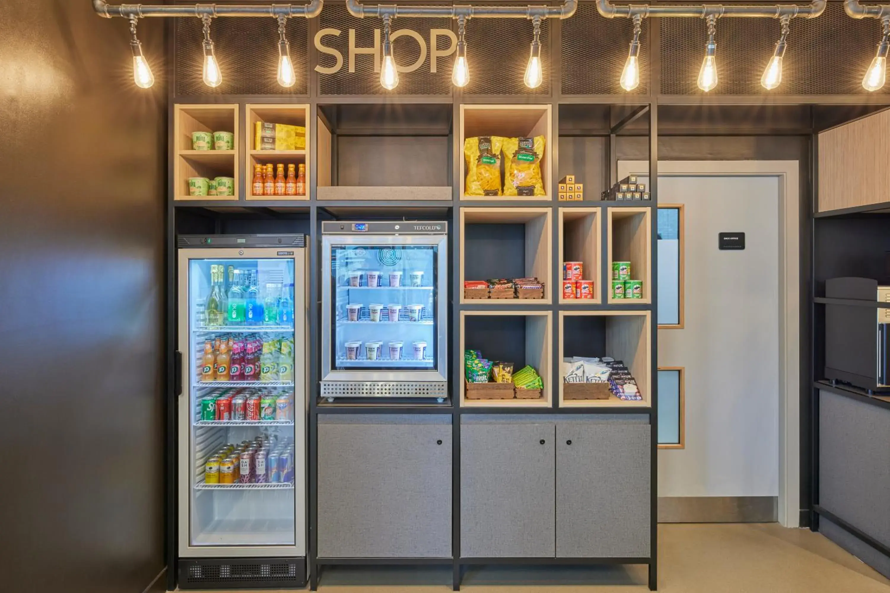 Food and drinks in Aparthotel Adagio London City East Food and drinks in Aparthotel Adagio London City East