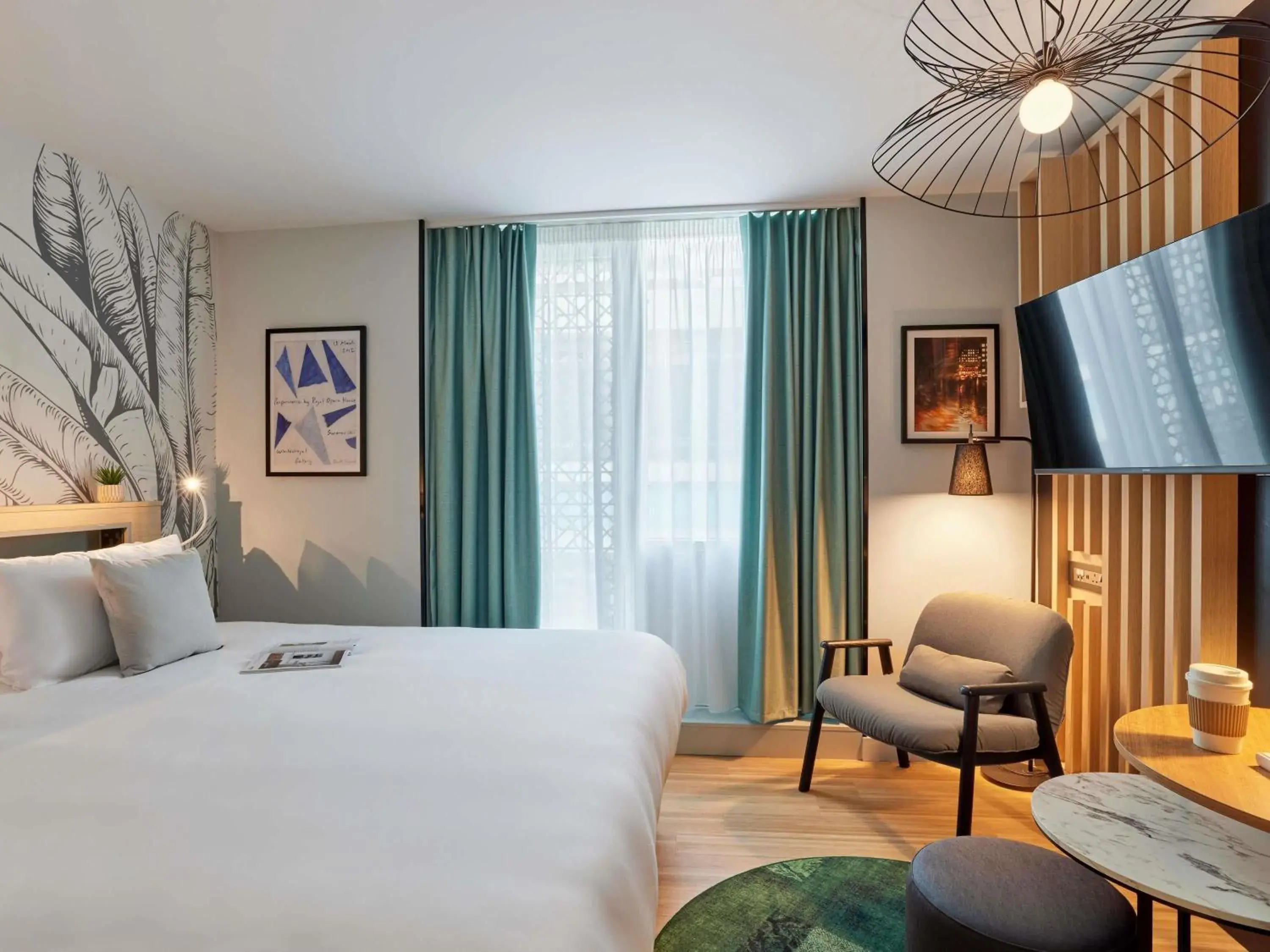 Bedroom, Bed in Aparthotel Adagio London City East Bedroom, Bed in Aparthotel Adagio London City East