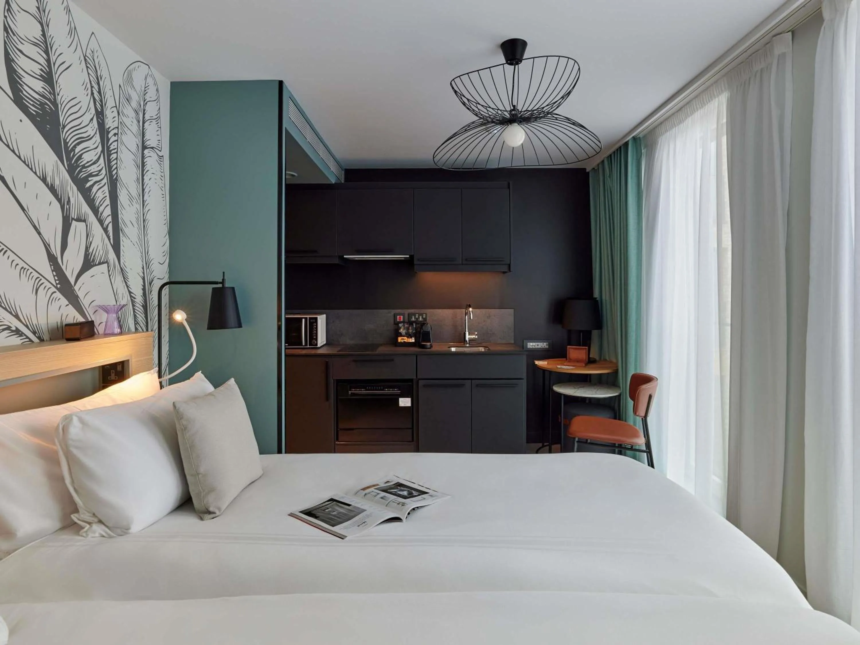 Bedroom, Bed in Aparthotel Adagio London City East