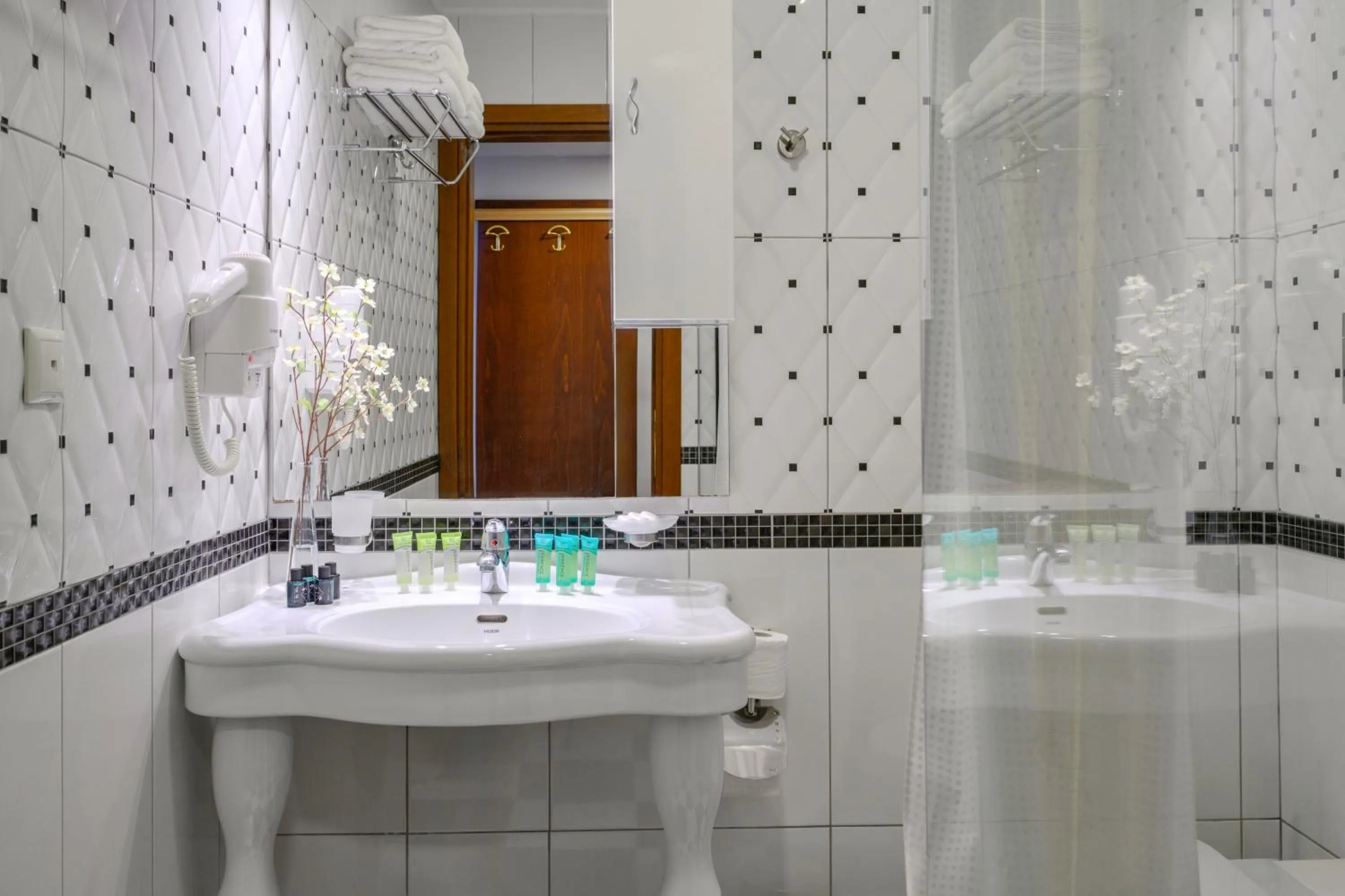 Bathroom in EONA BEACH RESORT by Greek Pride