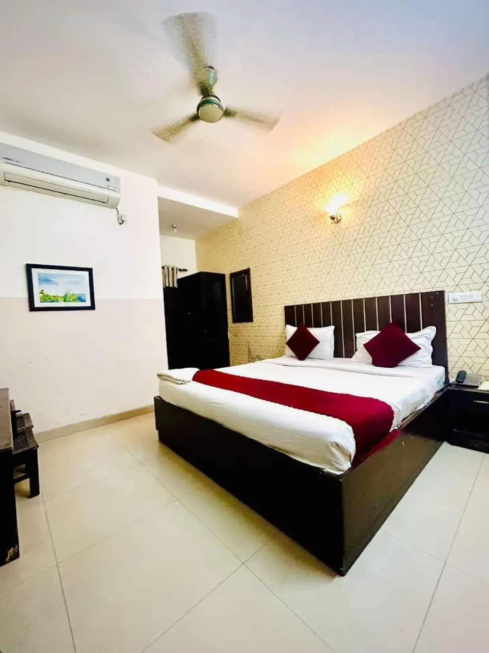 Bed in Hotel Airport City