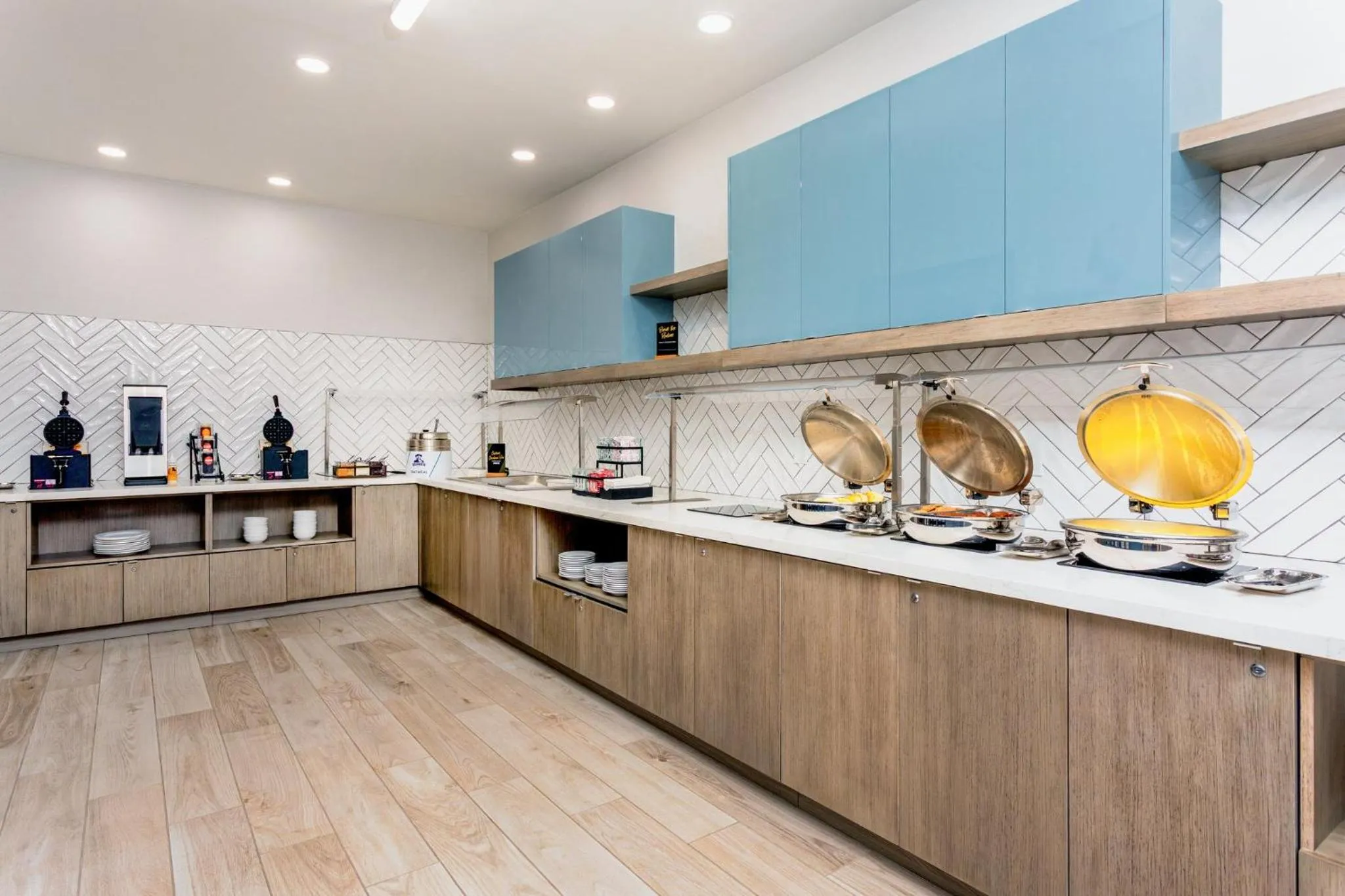 Breakfast in Staybridge Suites Ocala-near Equestrian-Aquatics by IHG