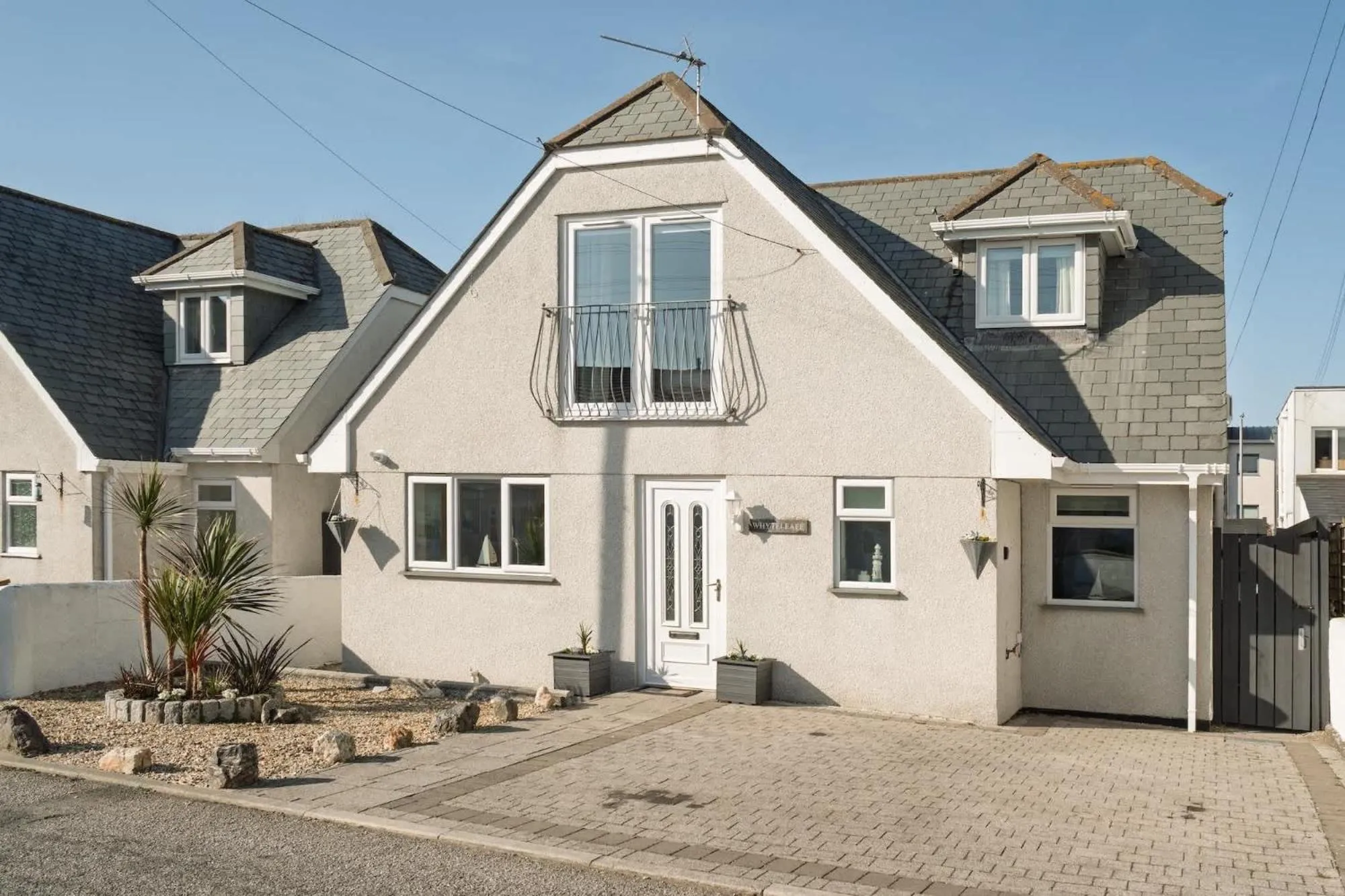 Family Home in Newquay Parking 3 mins to Beach