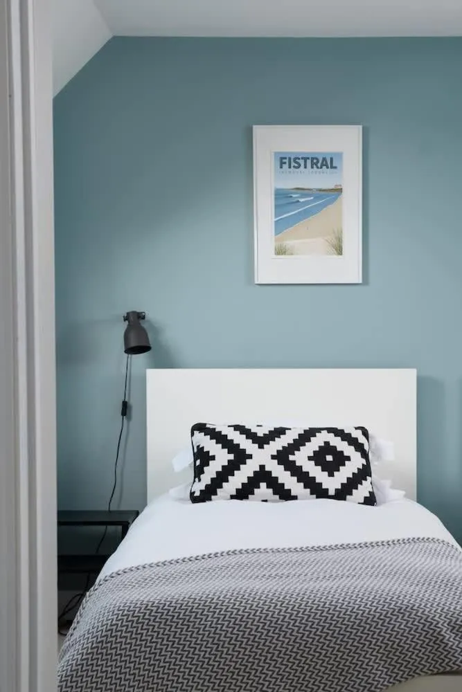 Bed in Family Home in Newquay Parking 3 mins to Beach
