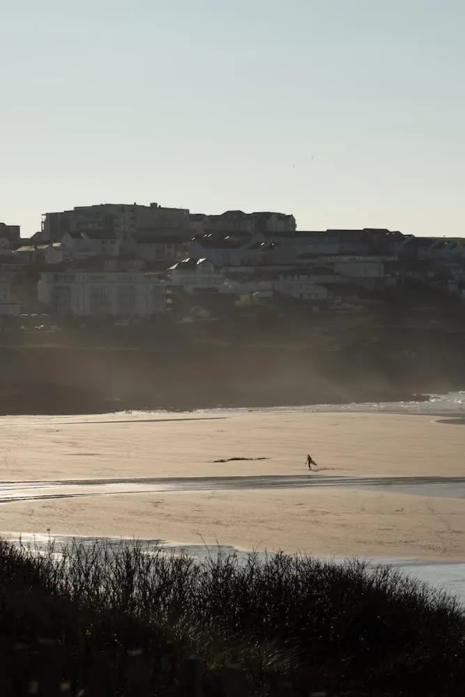 Family Home in Newquay Parking 3 mins to Beach