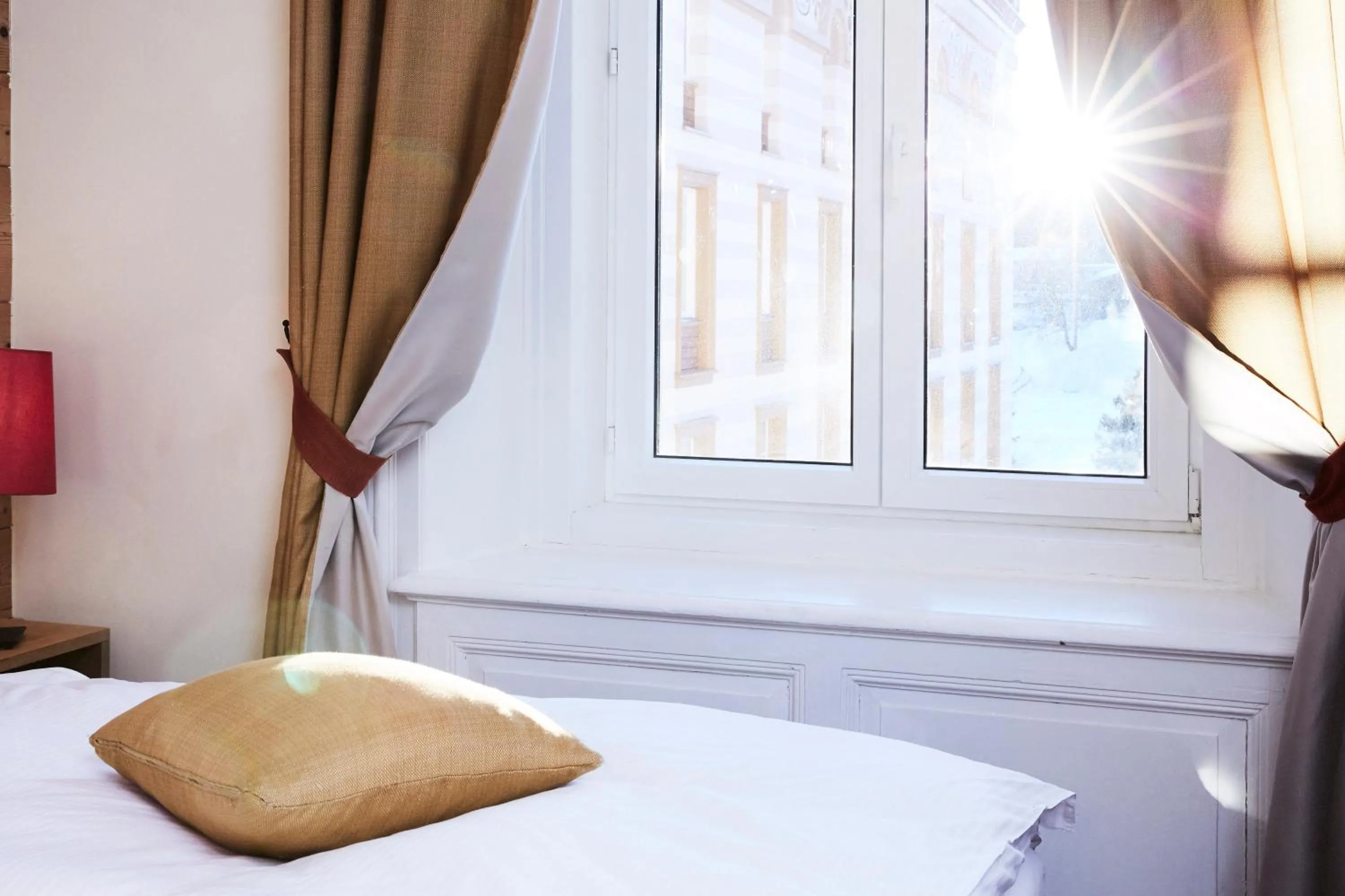 Bed in Maloja Palace Residence Engadin-St Moritz CO2-Neutral