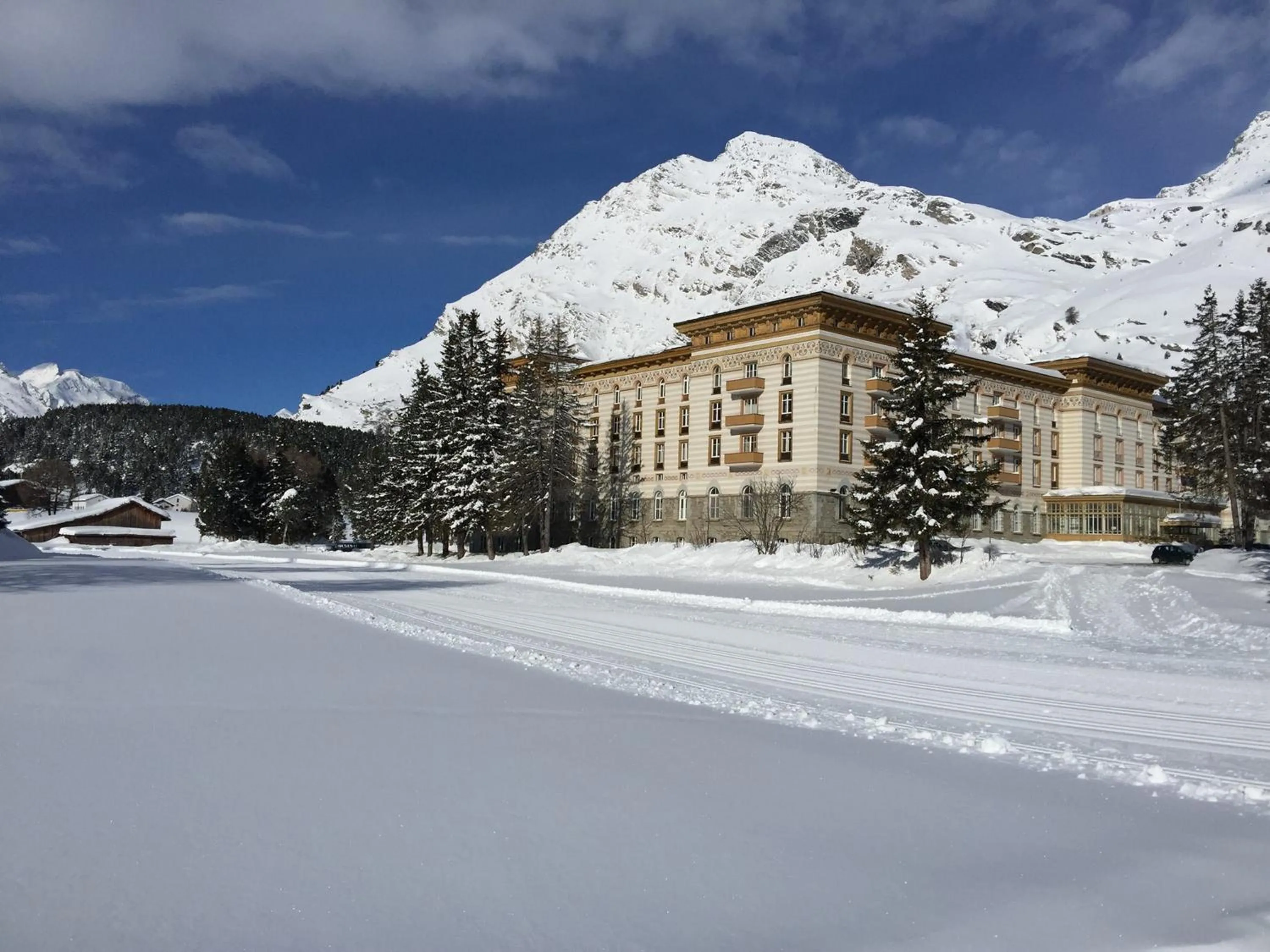 Property building in Maloja Palace Residence Engadin-St Moritz CO2-Neutral