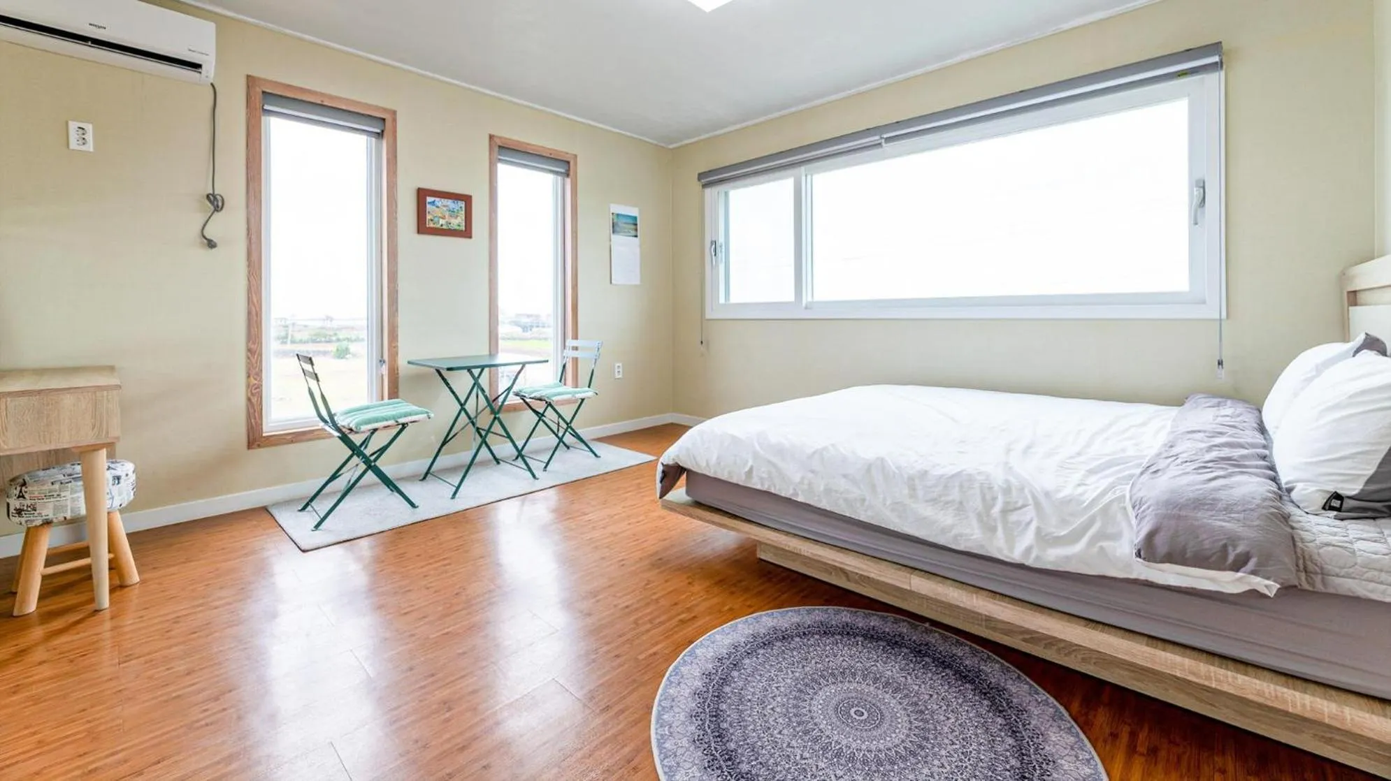 Property building, Bed in Jeju Jongdal Private Pension