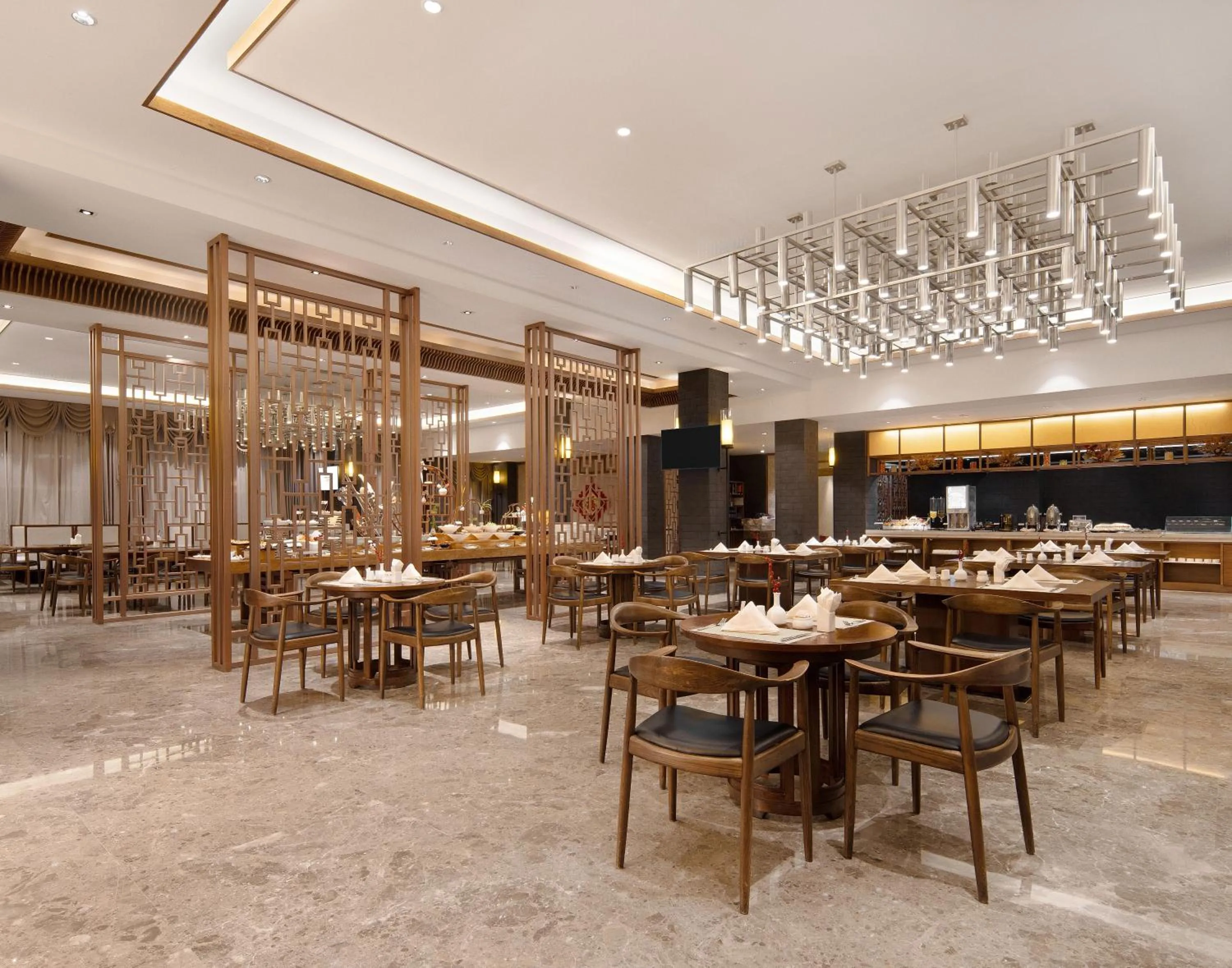 Restaurant/places to eat in Grand Mercure Kunming South