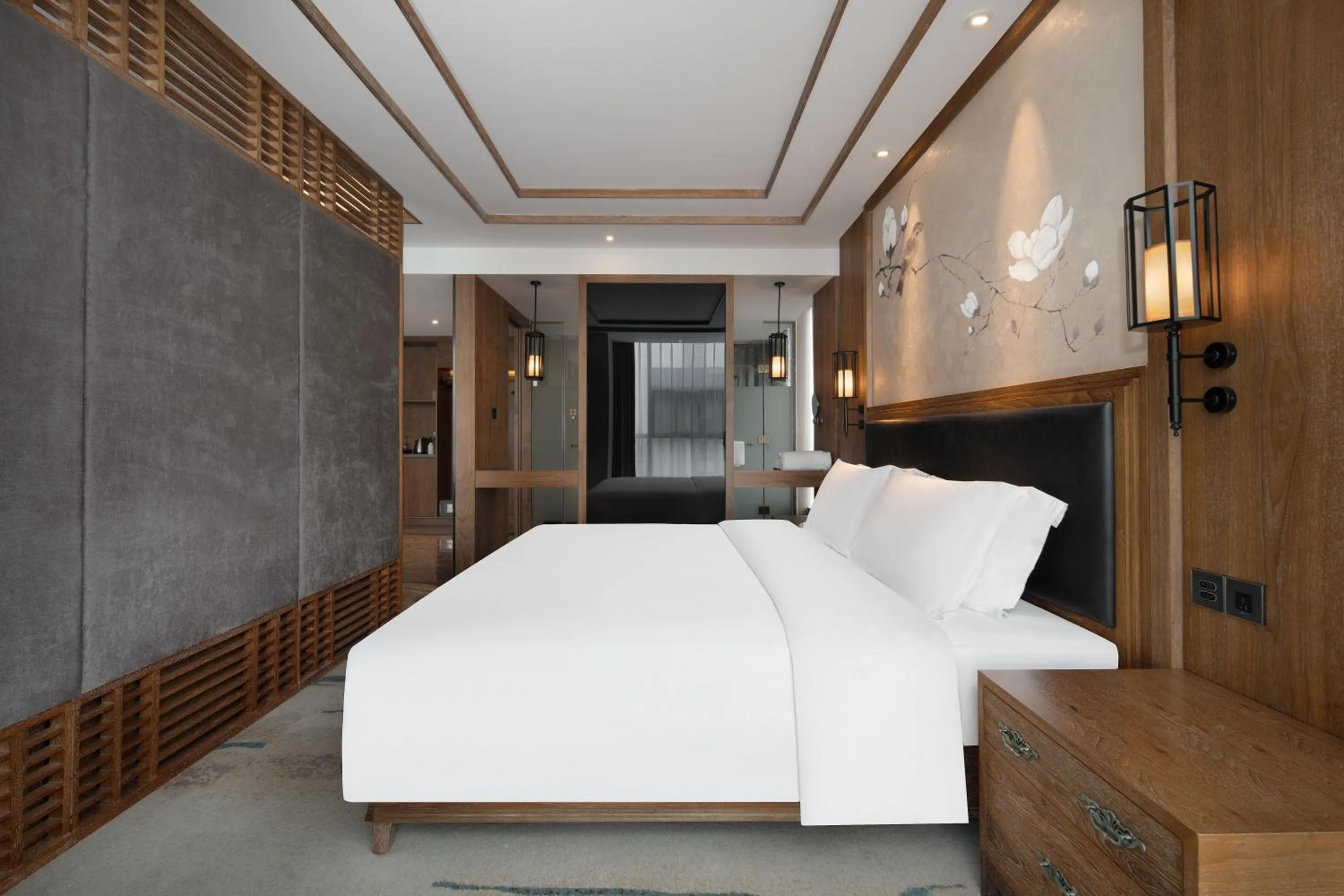 Bed in Grand Mercure Kunming South