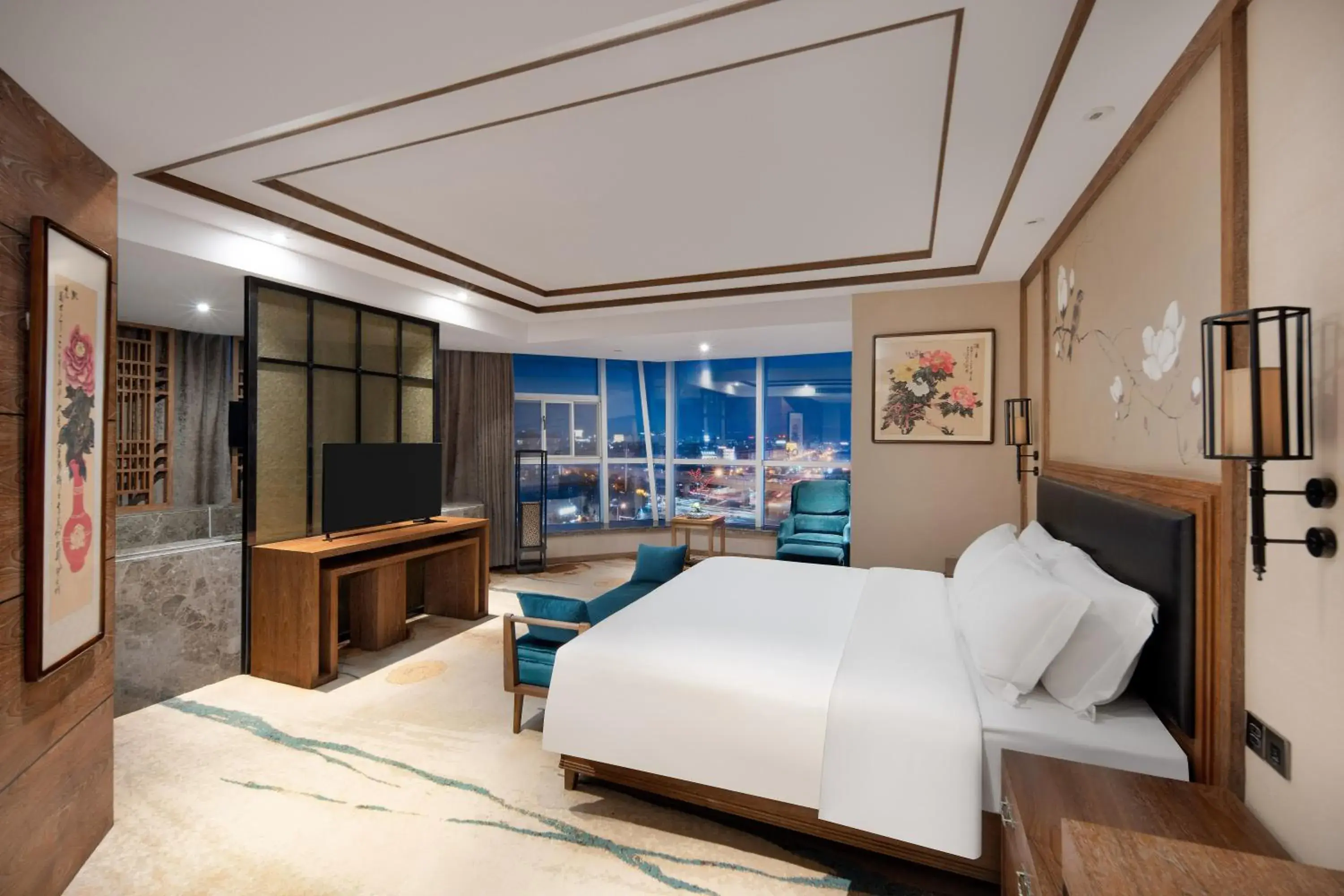 Bed in Grand Mercure Kunming South Bed in Grand Mercure Kunming South