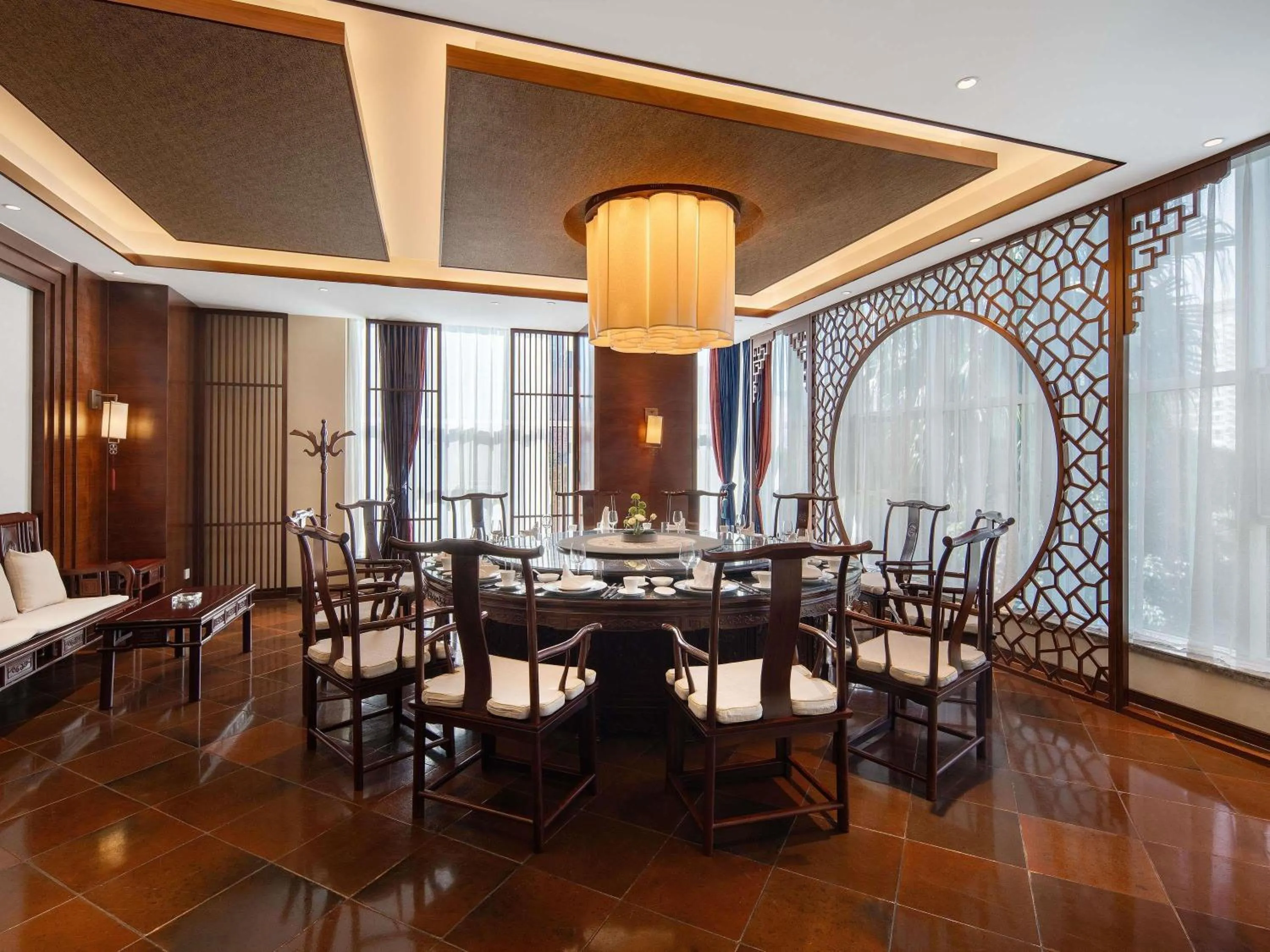 Restaurant/places to eat in Grand Mercure Kunming South